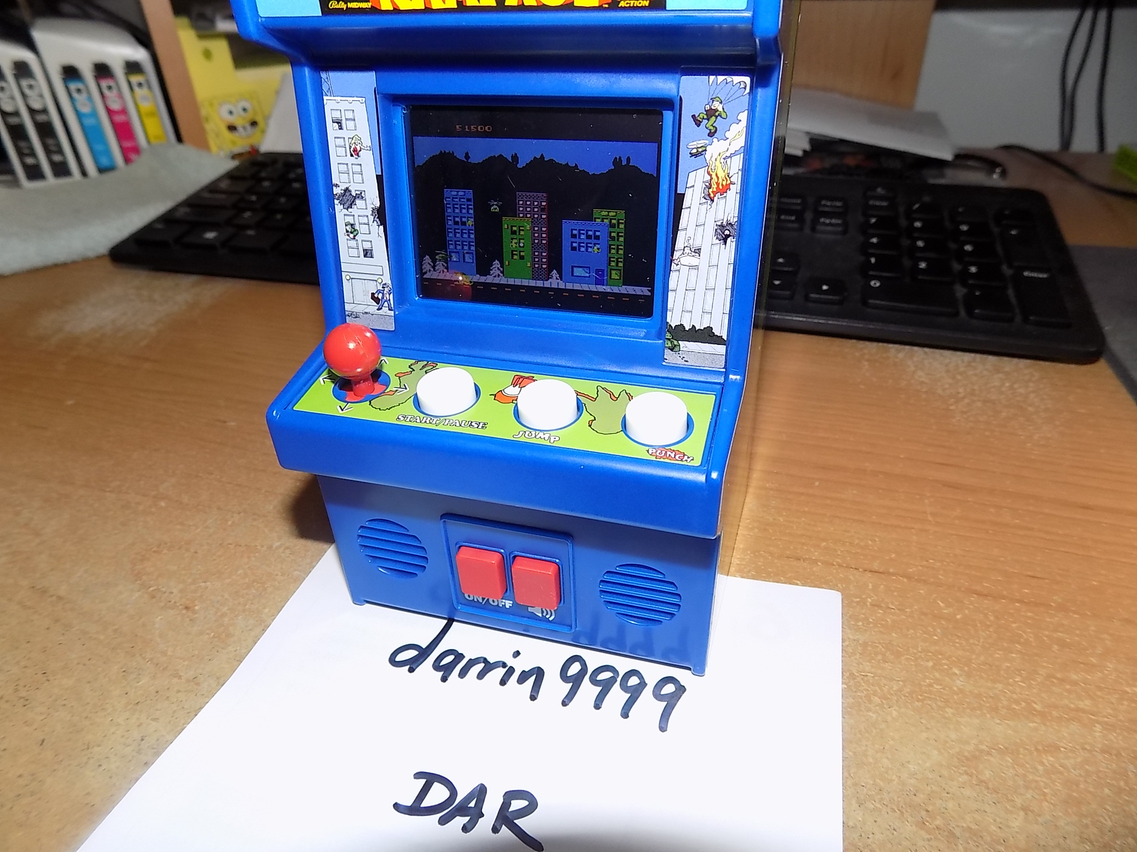 darrin9999: Arcade Classics 10: Rampage (Dedicated Handheld) 51,500 points on 2018-03-21 15:45:07