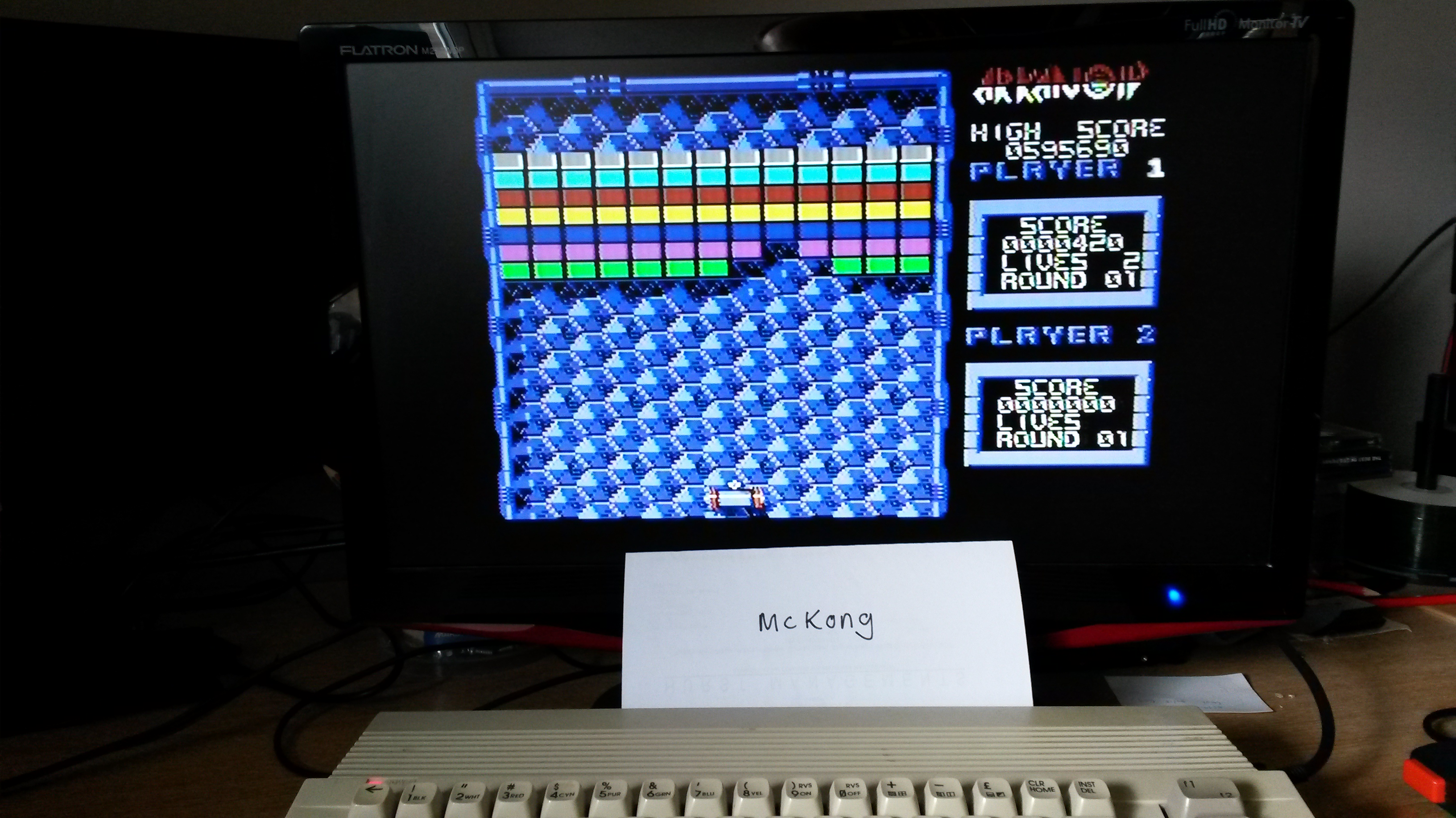 McKong: Arkanoid (Commodore 64) 595,690 points on 2015-08-17 04:04:18