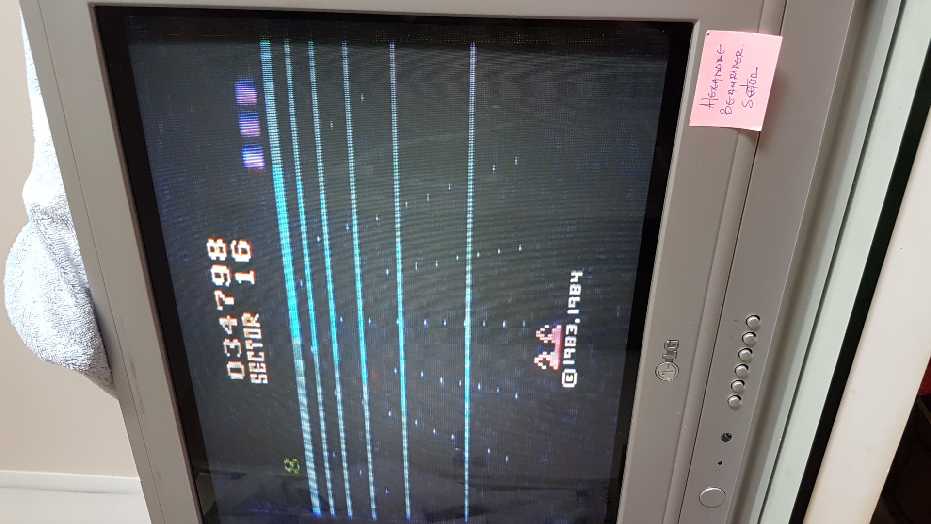 AlexBezerra: Beamrider (Atari 2600 Novice/B) 34,790 points on 2022-06-16 11:30:09