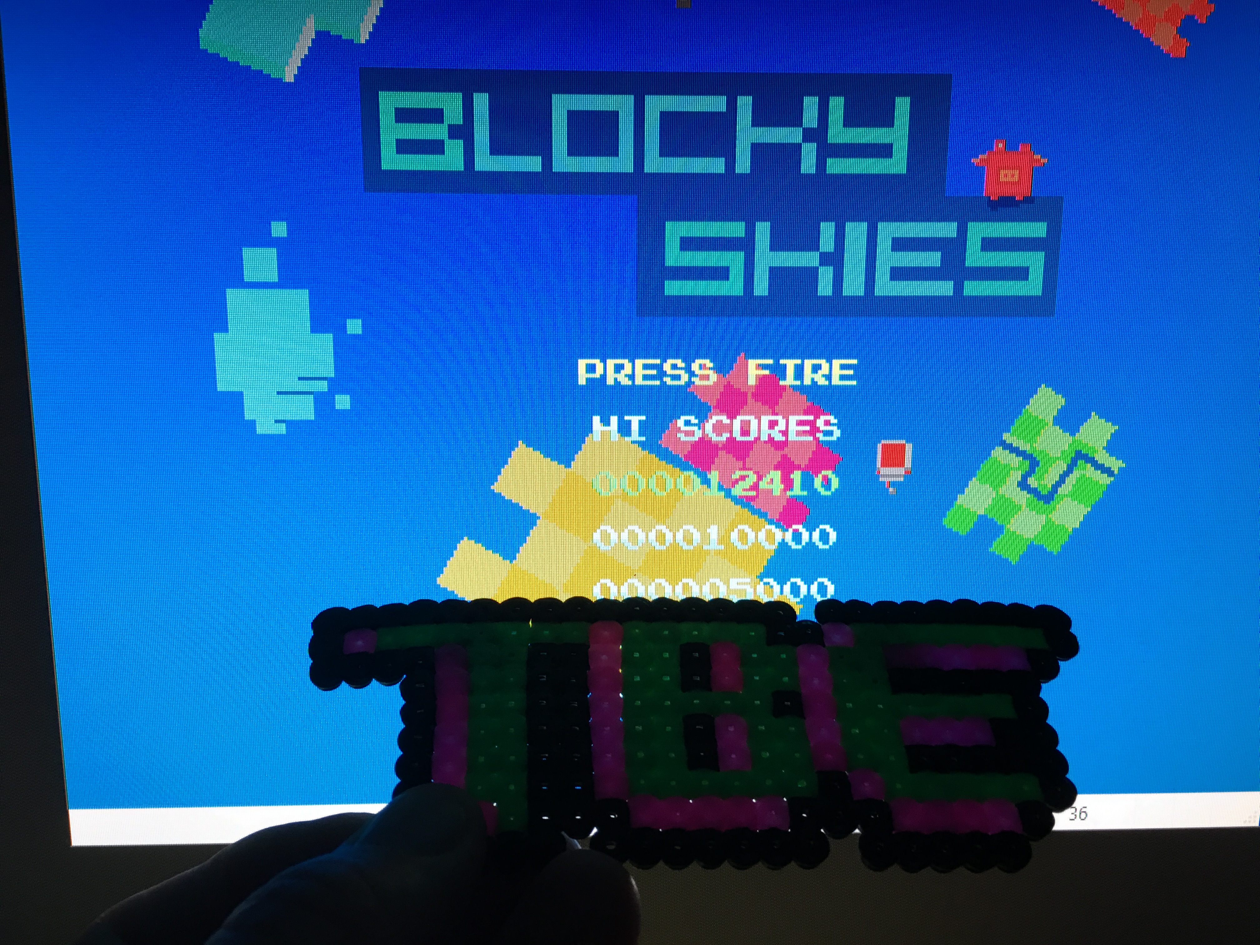 Sixx: Blocky Skies (Amiga Emulated) 12,410 points on 2016-06-23 13:53:11