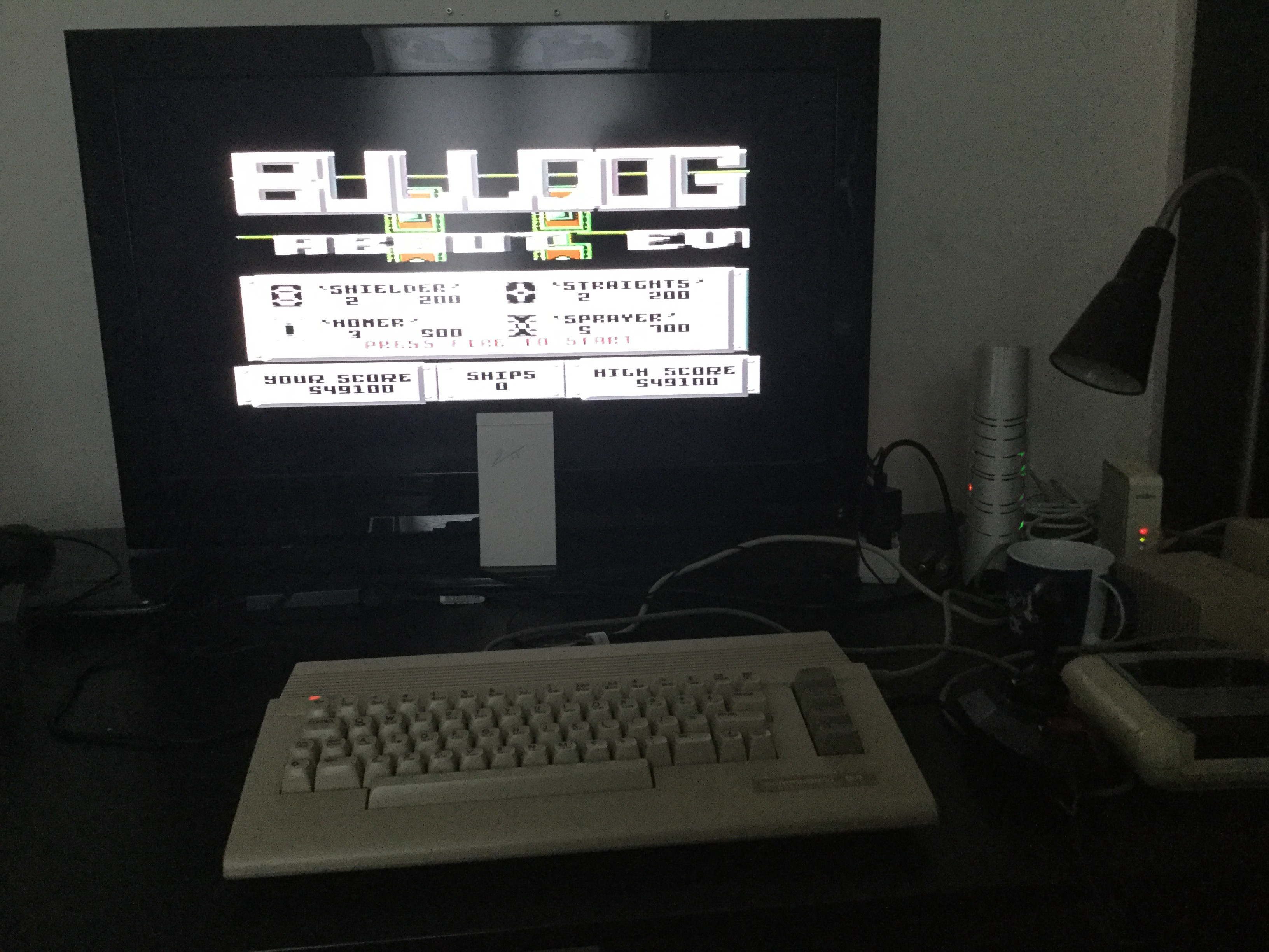 Frankie: Bulldog (Commodore 64) 549,100 points on 2022-04-08 05:52:21