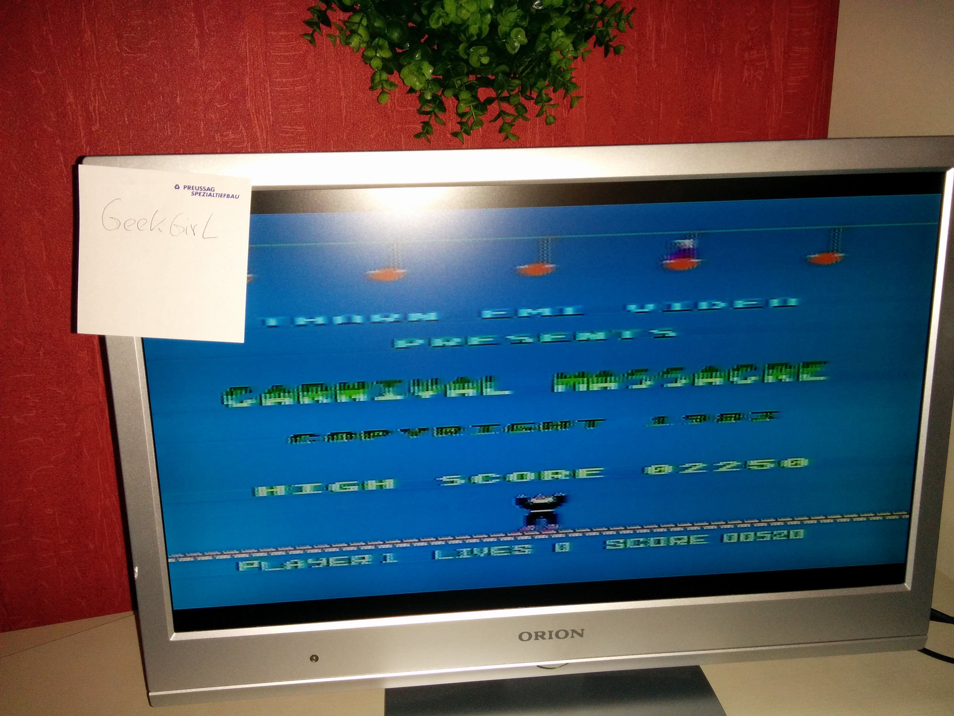 GeekGirl: Carnival Massacre (Atari 400/800/XL/XE) 520 points on 2015-11-02 10:41:29
