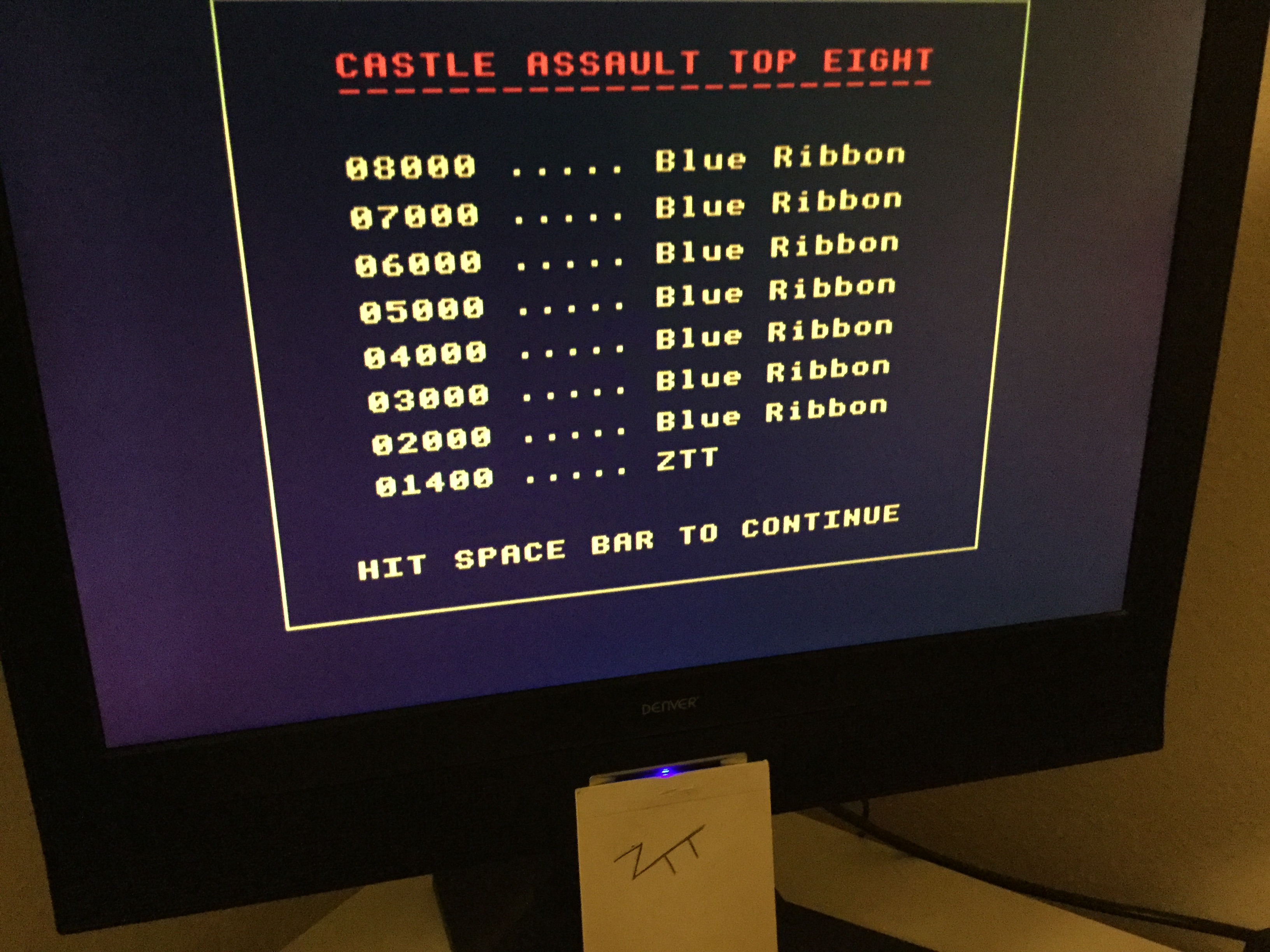 Frankie: Castle Assault (Acorn Electron) 1,400 points on 2020-03-21 06:07:24