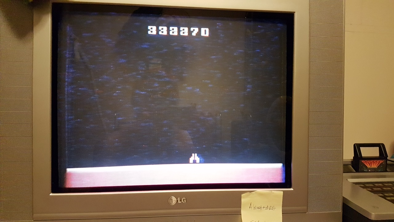 AlexBezerra: Demon Attack (Atari 2600 Novice/B) 332,270 points on 2022-06-16 10:35:04