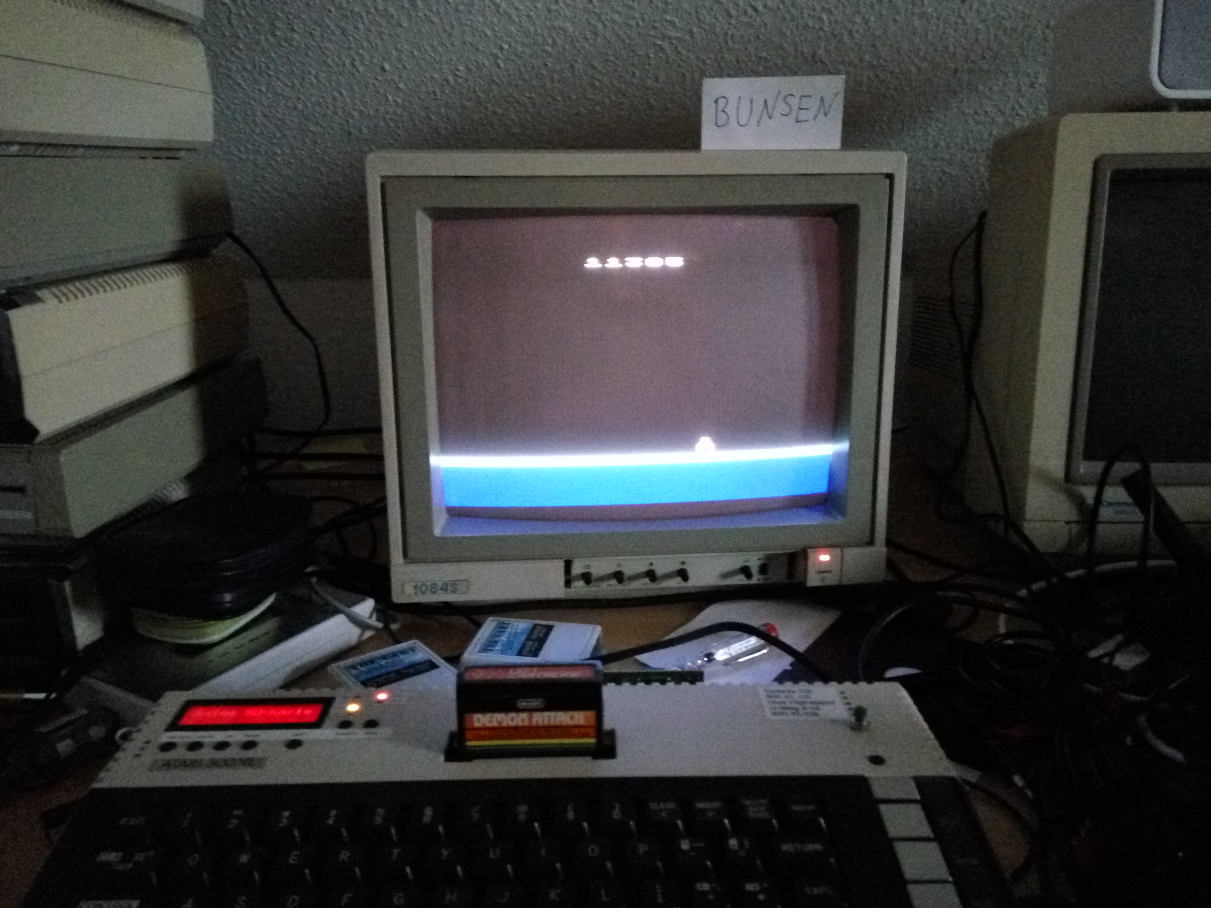 Bunsen: Demon Attack (Atari 400/800/XL/XE) 11,305 points on 2016-09-04 11:25:48