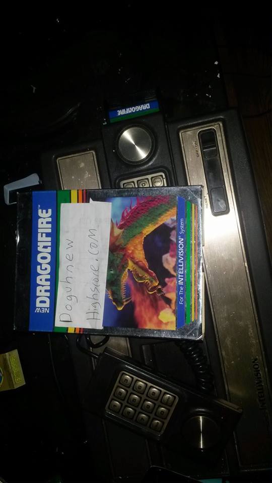 doguhnew: Dragonfire (Intellivision) 10,490 points on 2017-11-08 23:12:35