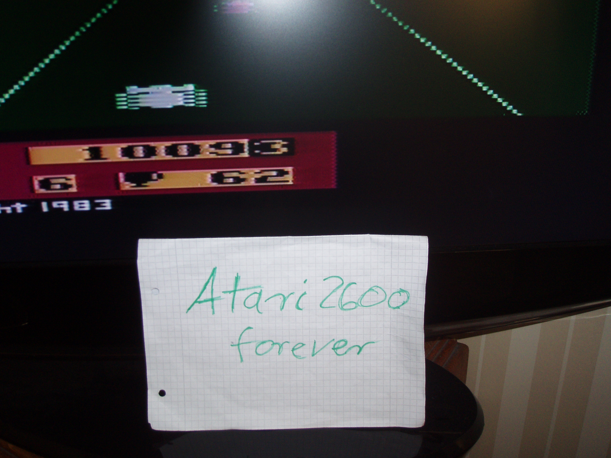 atari2600forever: Enduro (Atari 2600 Novice/B) 1,009 points on 2016-03-22 02:32:40