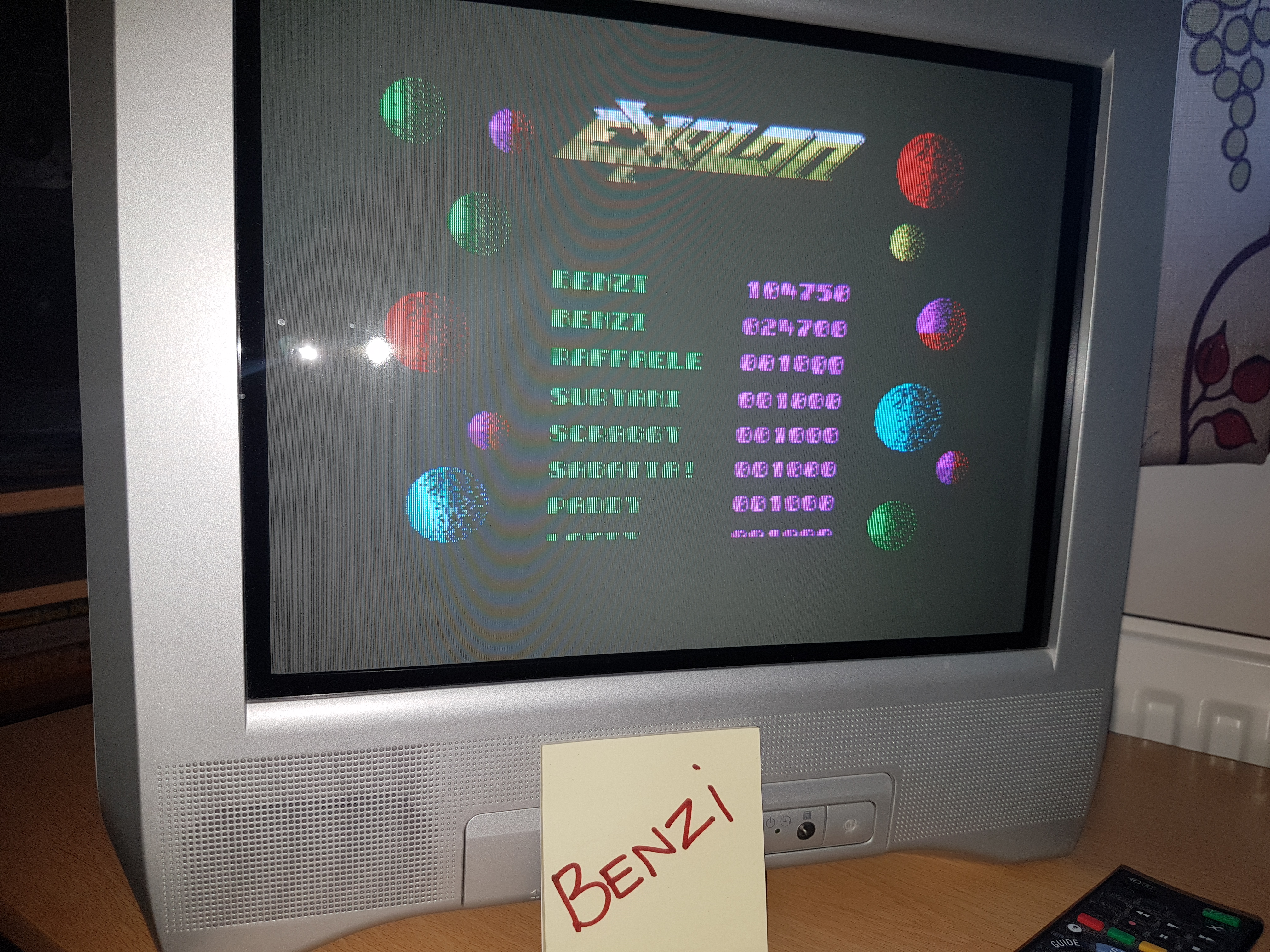 Benzi: Exolon (ZX Spectrum) 104,750 points on 2016-11-26 06:29:51