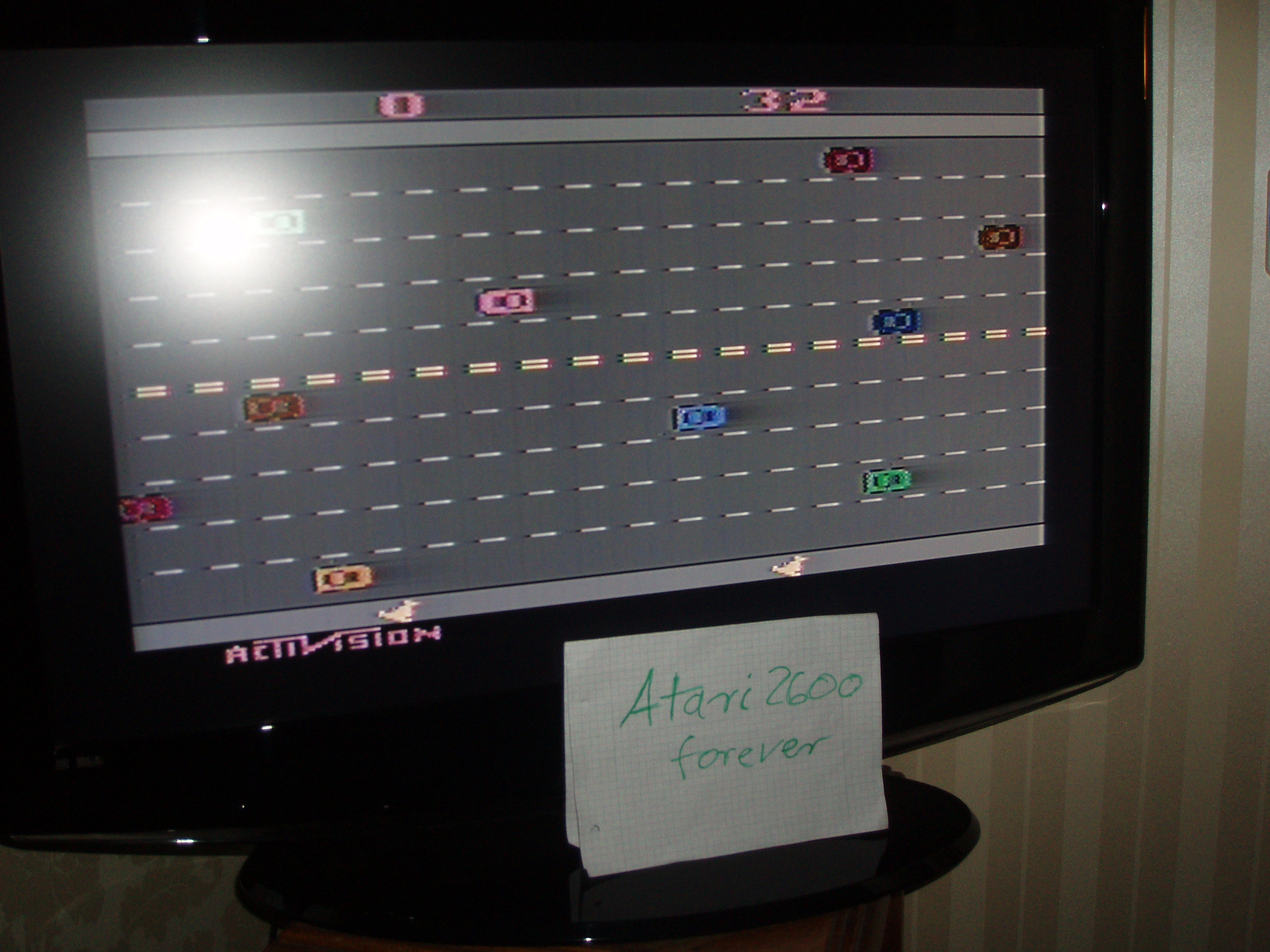 atari2600forever: Freeway: Game 3 (Atari 2600 Novice/B) 32 points on 2015-10-17 04:58:52