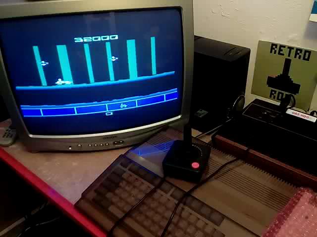 RetroRob: Gas Hog (Atari 2600 Novice/B) 32,000 points on 2020-02-20 13:47:35