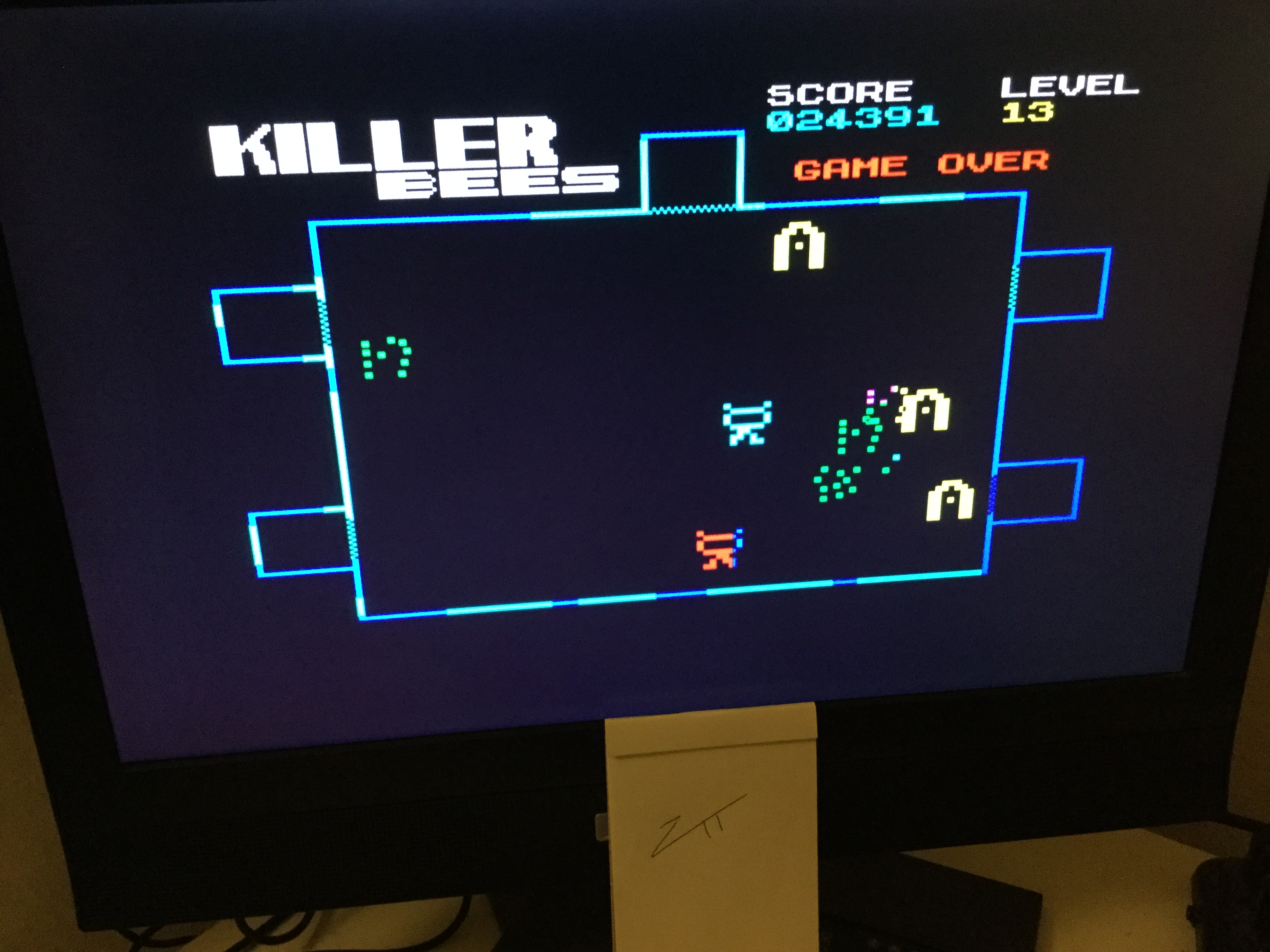 Frankie: Killer Bees [2014 Videopac Port] (ZX Spectrum) 24,391 points on 2022-02-11 04:50:23