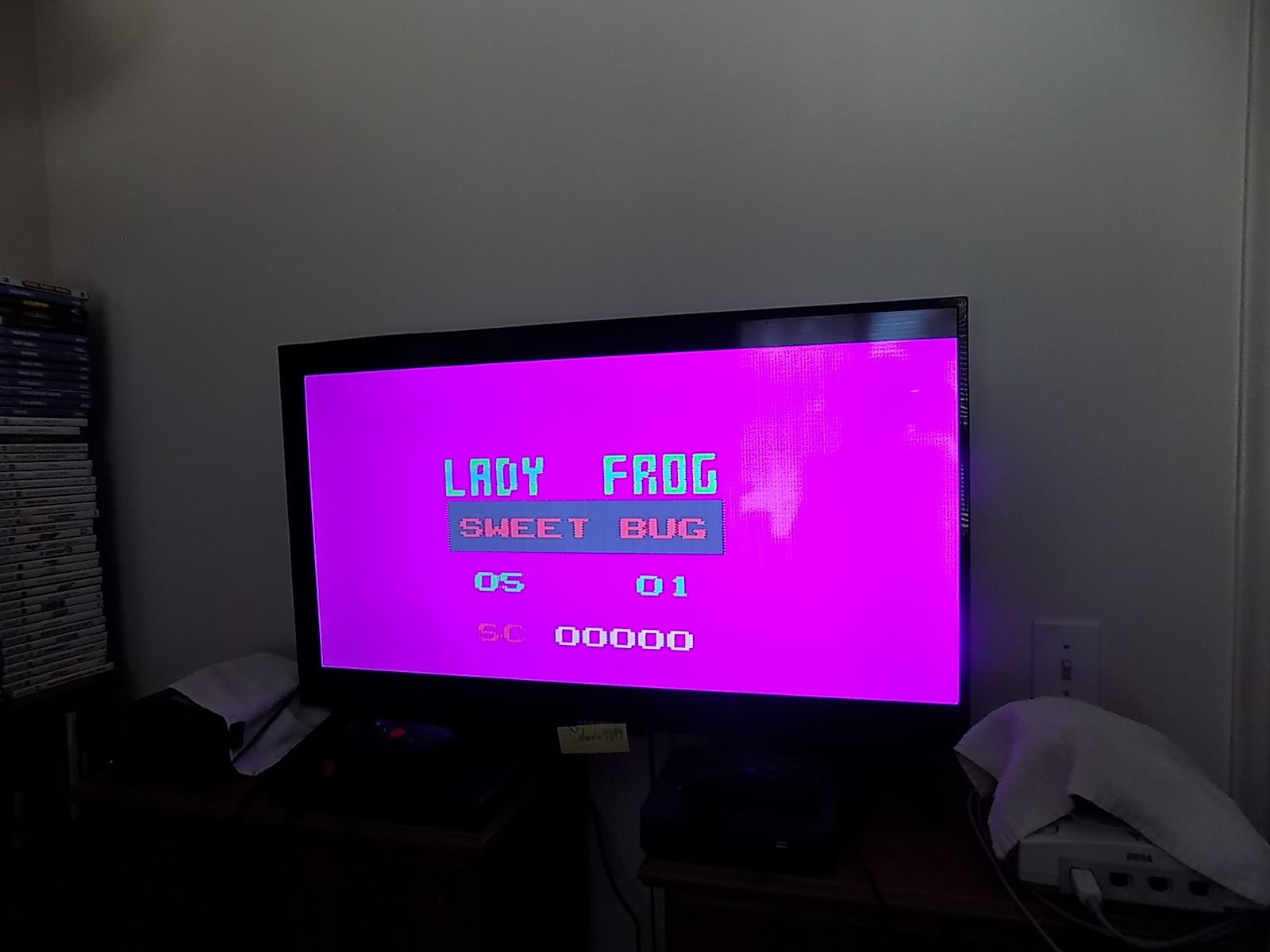 darrin9999: Lady Frog (Odyssey 2 / Videopac) 2,290 points on 2022-07-25 10:36:32
