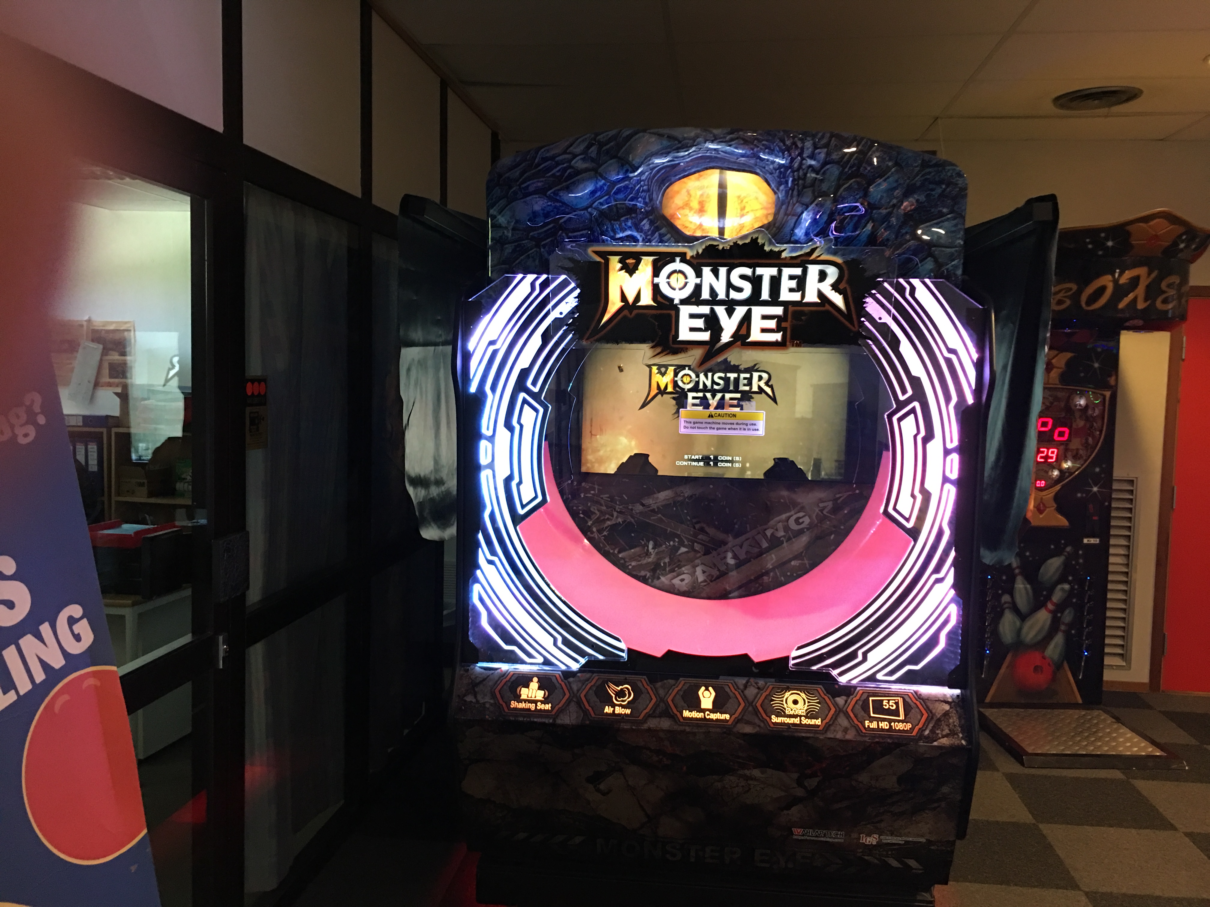 Maxwel: Monster Eye (Arcade) 390,261 points on 2016-05-05 10:18:12