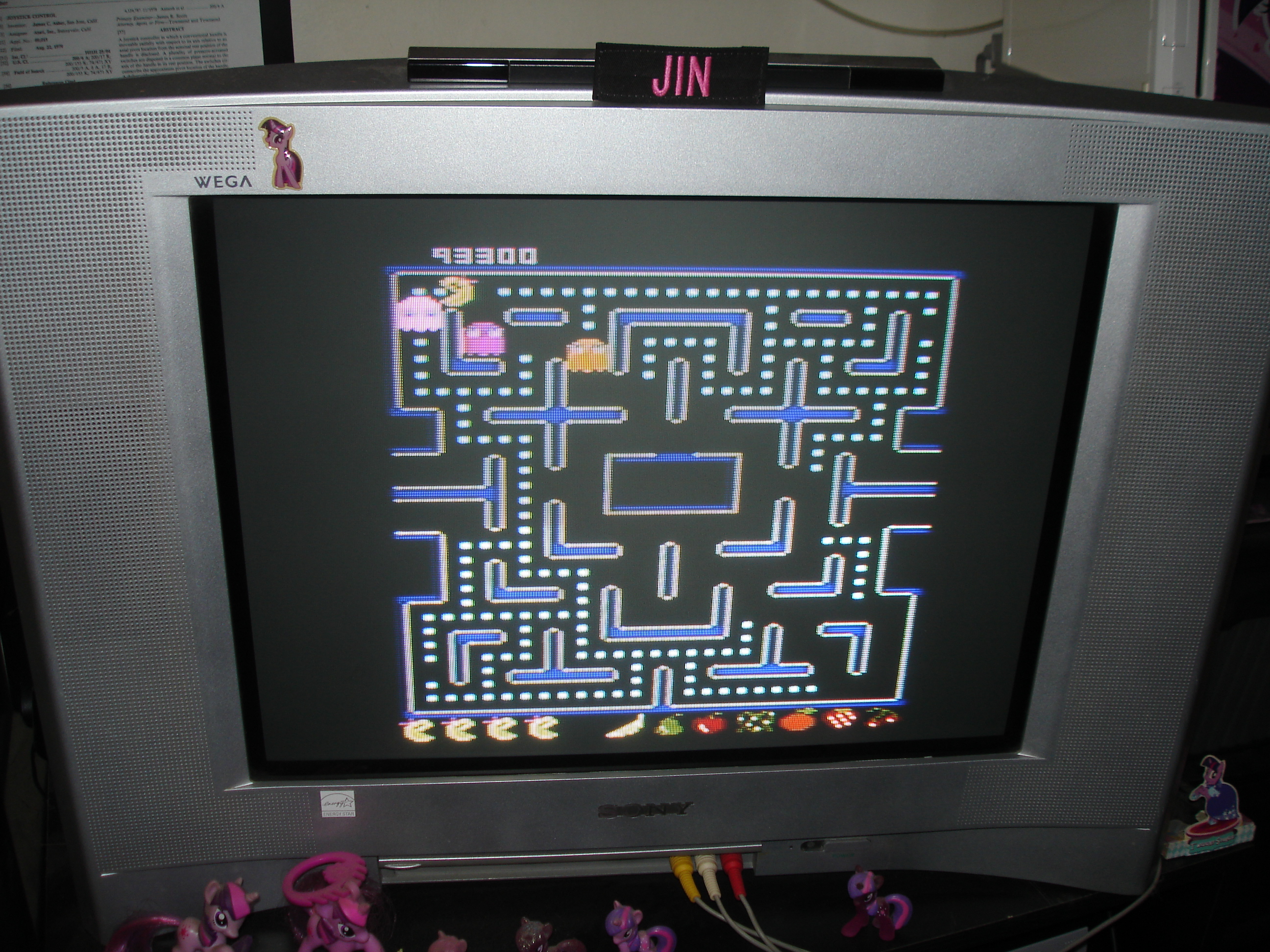 Jin: Ms. Pac-Man: Cherries Start (Atari 7800) 93,300 points on 2017-11-25 06:52:34