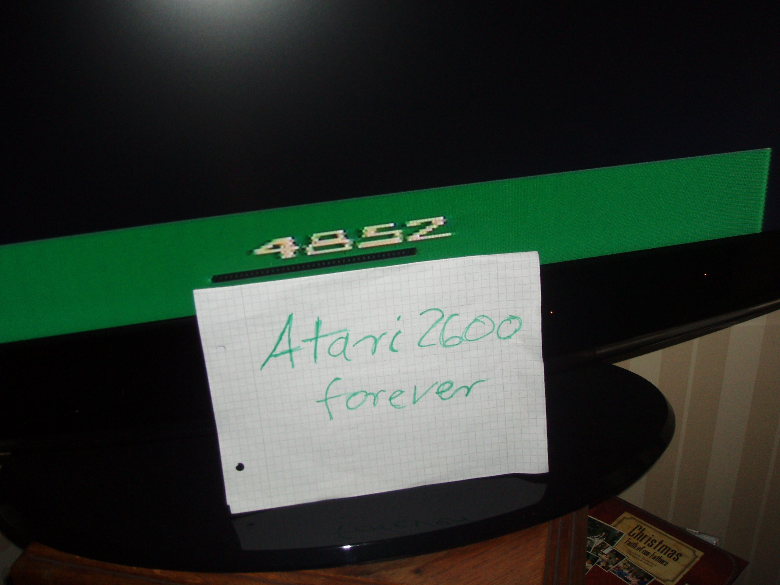 atari2600forever: No Escape (Atari 2600 Novice/B) 4,852 points on 2015-12-30 03:04:15