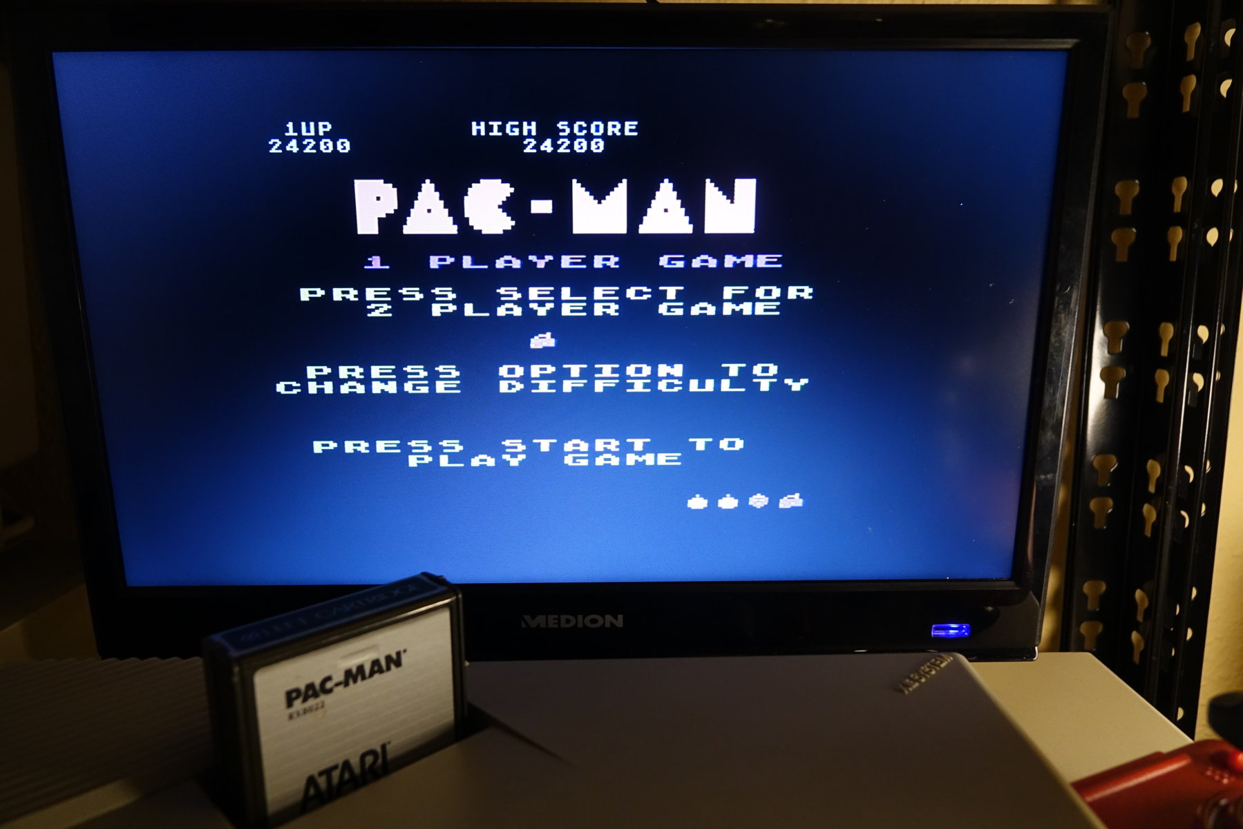 plus4punk: Pac-Man (Atari 400/800/XL/XE) 24,200 points on 2020-06-24 15:48:31