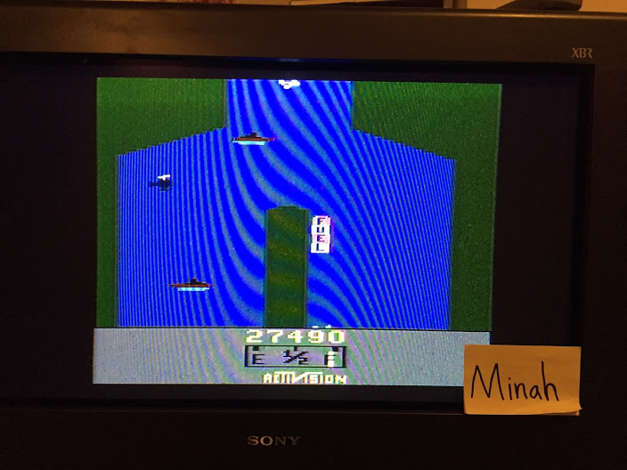 minah: River Raid (Atari 2600 Novice/B) 27,490 points on 2015-11-11 19:13:01