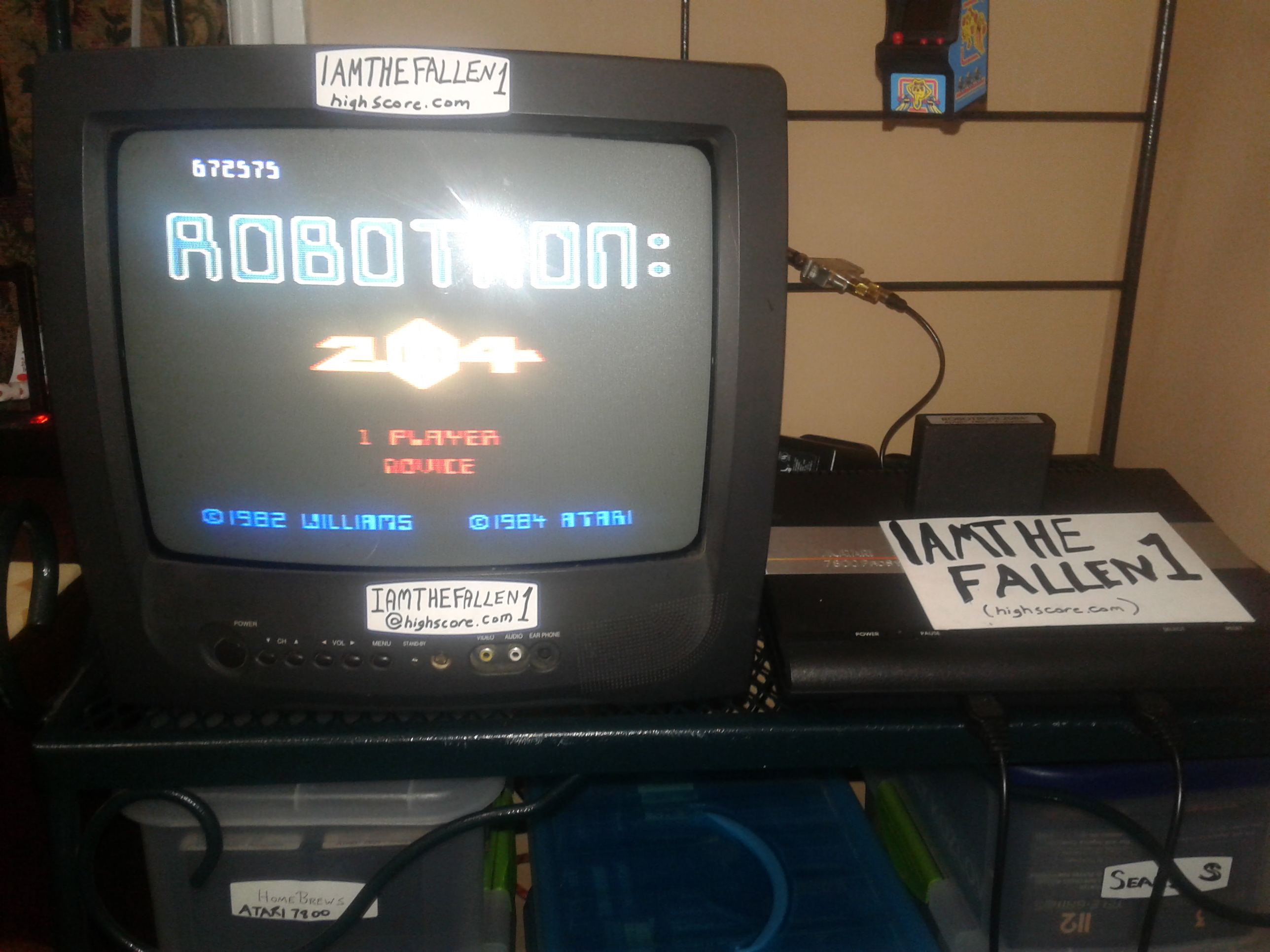 iamthefallen1: Robotron 2084: Novice (Atari 7800) 672,575 points on 2017-11-20 21:43:11