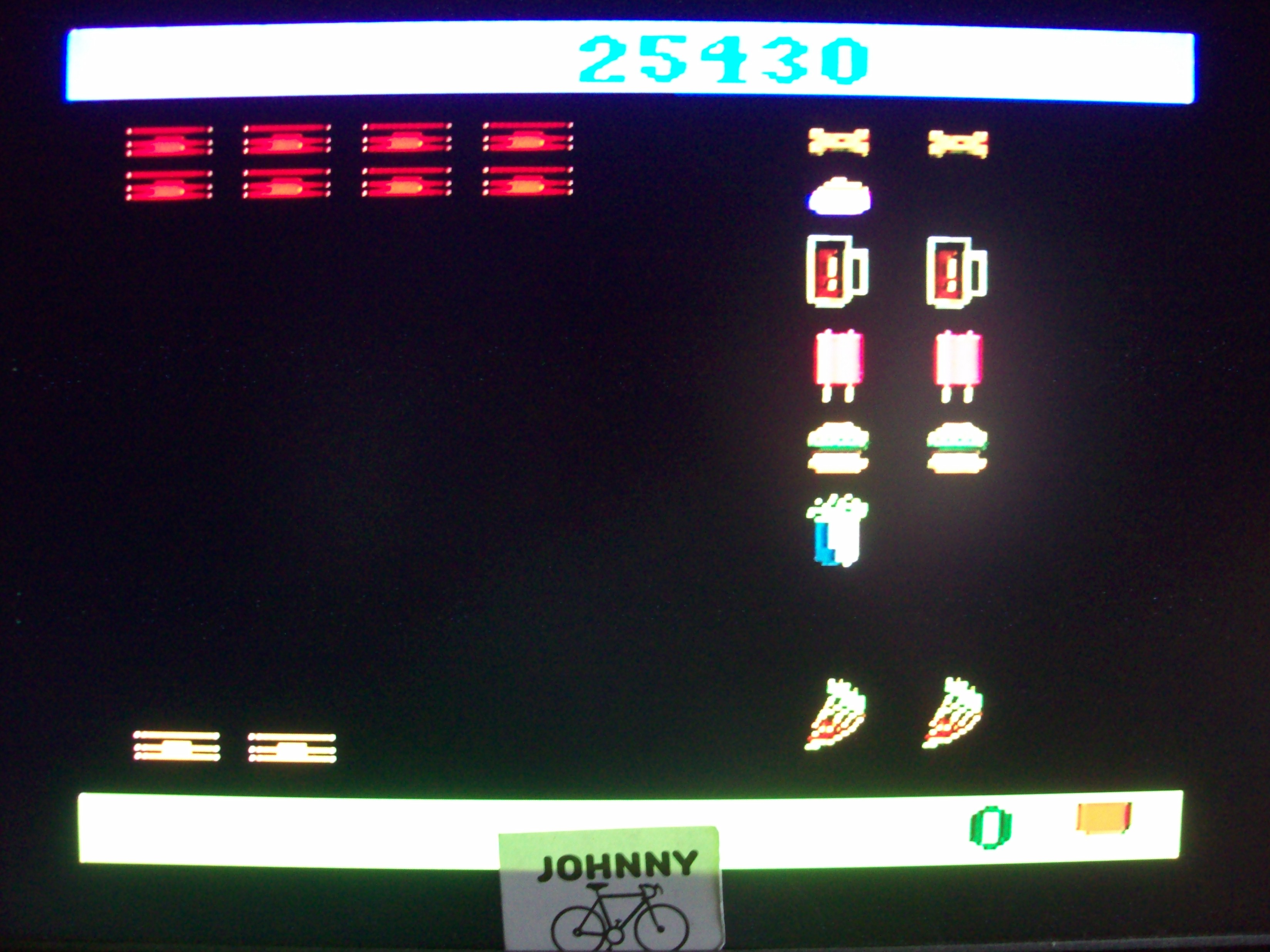 JohnnyTenspeed: Snoopy and the Red Baron (Atari 2600 Novice/B) 25,430 points on 2015-12-01 09:23:29