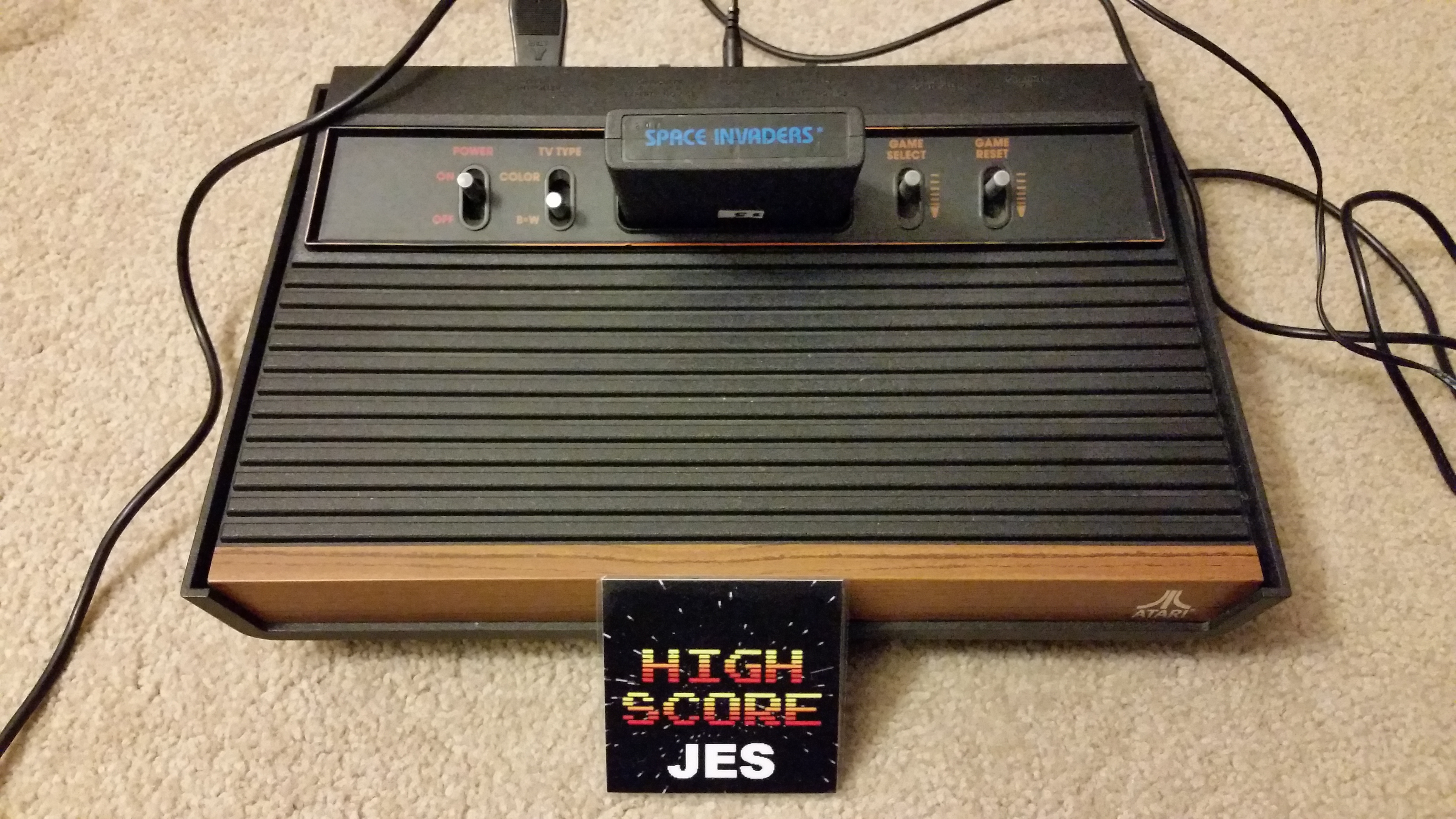 JES: Space Invaders (Atari 2600 Novice/B) 1,555 points on 2016-12-19 21:42:19