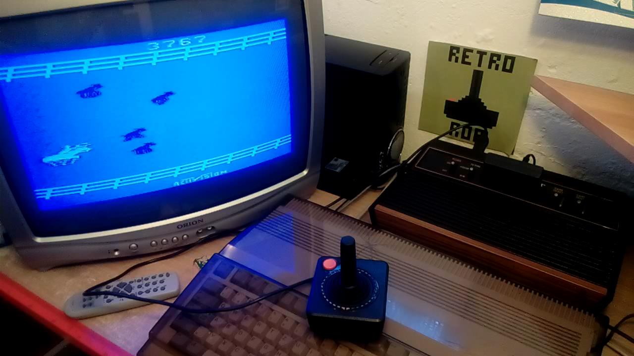 RetroRob: Stampede: Game 4 (Atari 2600 Novice/B) 3,767 points on 2019-06-25 09:52:29
