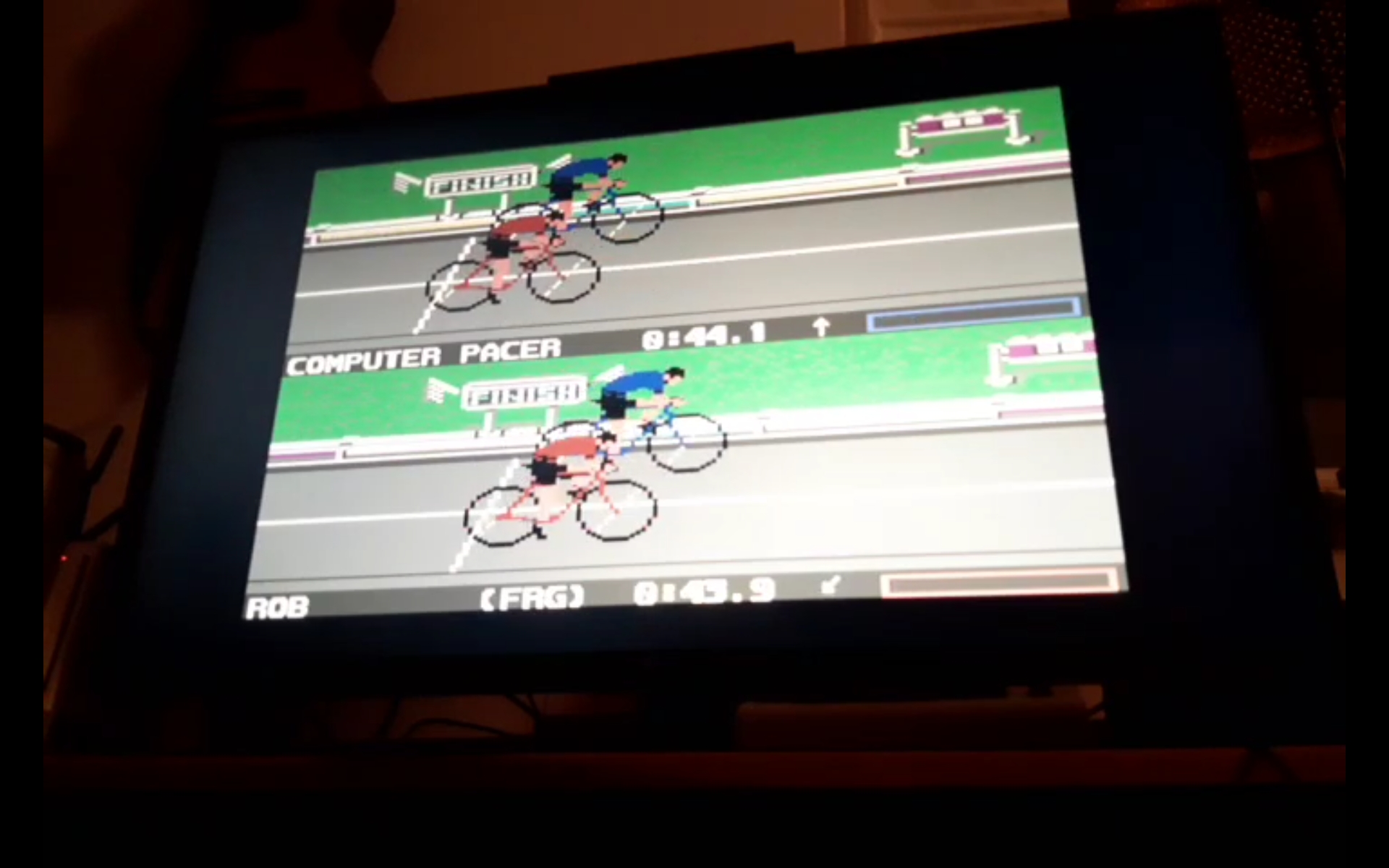 RetroRob: Summer Games 2: Cycling (Commodore 64 Emulated) 0:00:43.9 points on 2022-11-04 14:14:20