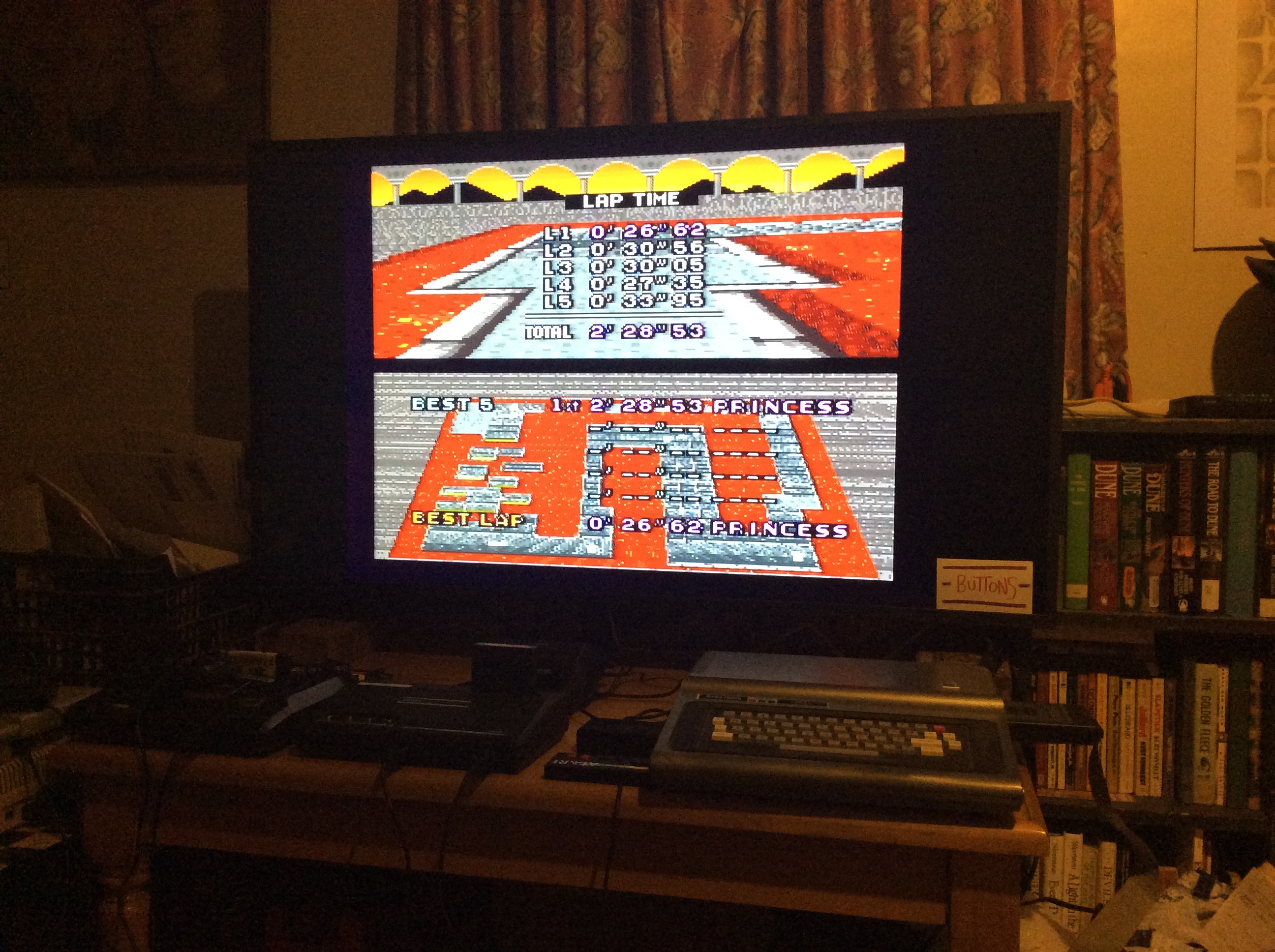 Buttons: Super Mario Kart: Bowser Castle 3 [Time Trial] [Lap Time] (SNES/Super Famicom) 0:00:26.62 points on 2019-12-29 11:58:56