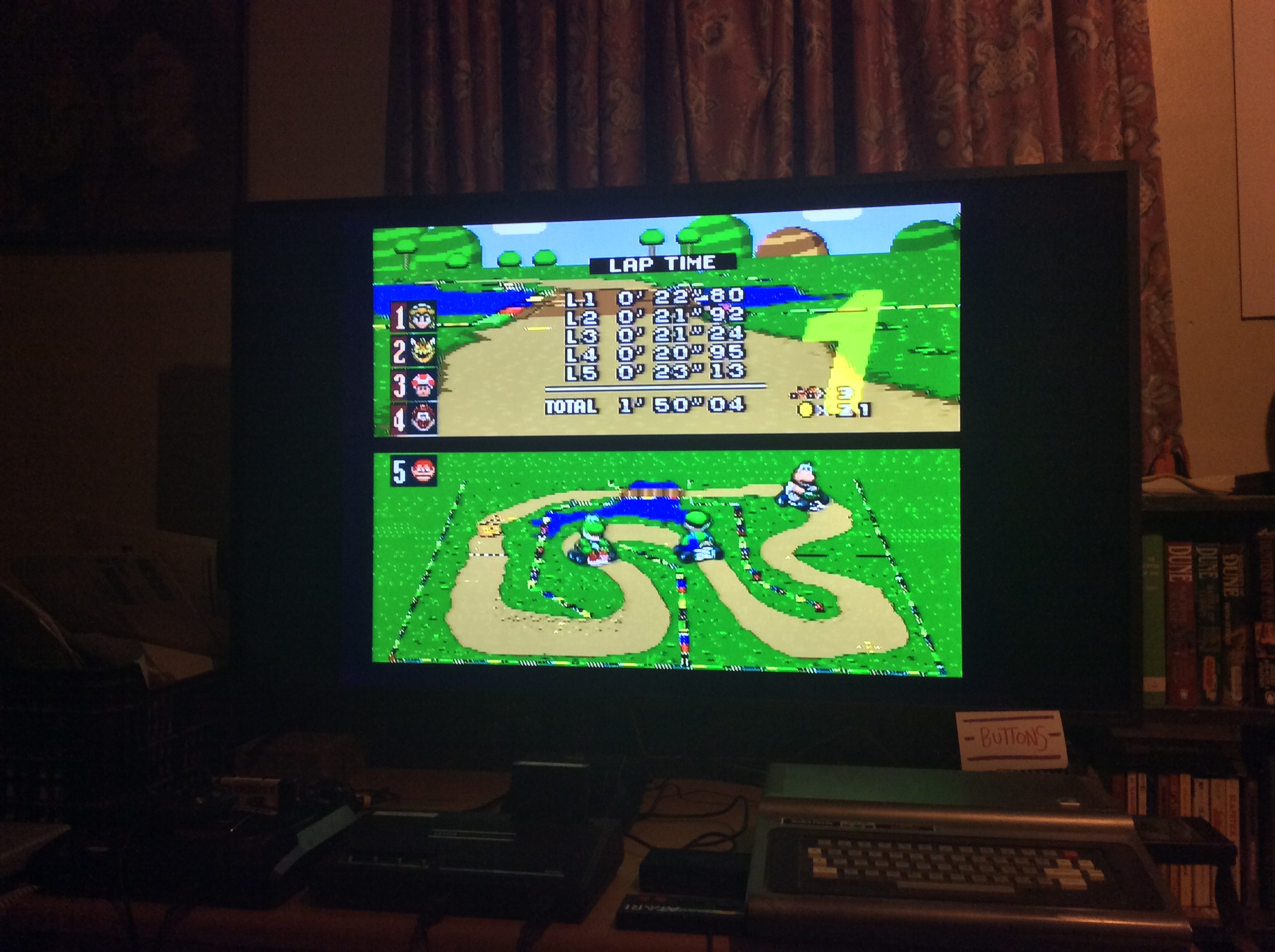 Buttons: Super Mario Kart: Donut Plains 1 [50cc] [Lap Time] (SNES/Super Famicom) 0:00:20.95 points on 2019-12-30 18:11:07