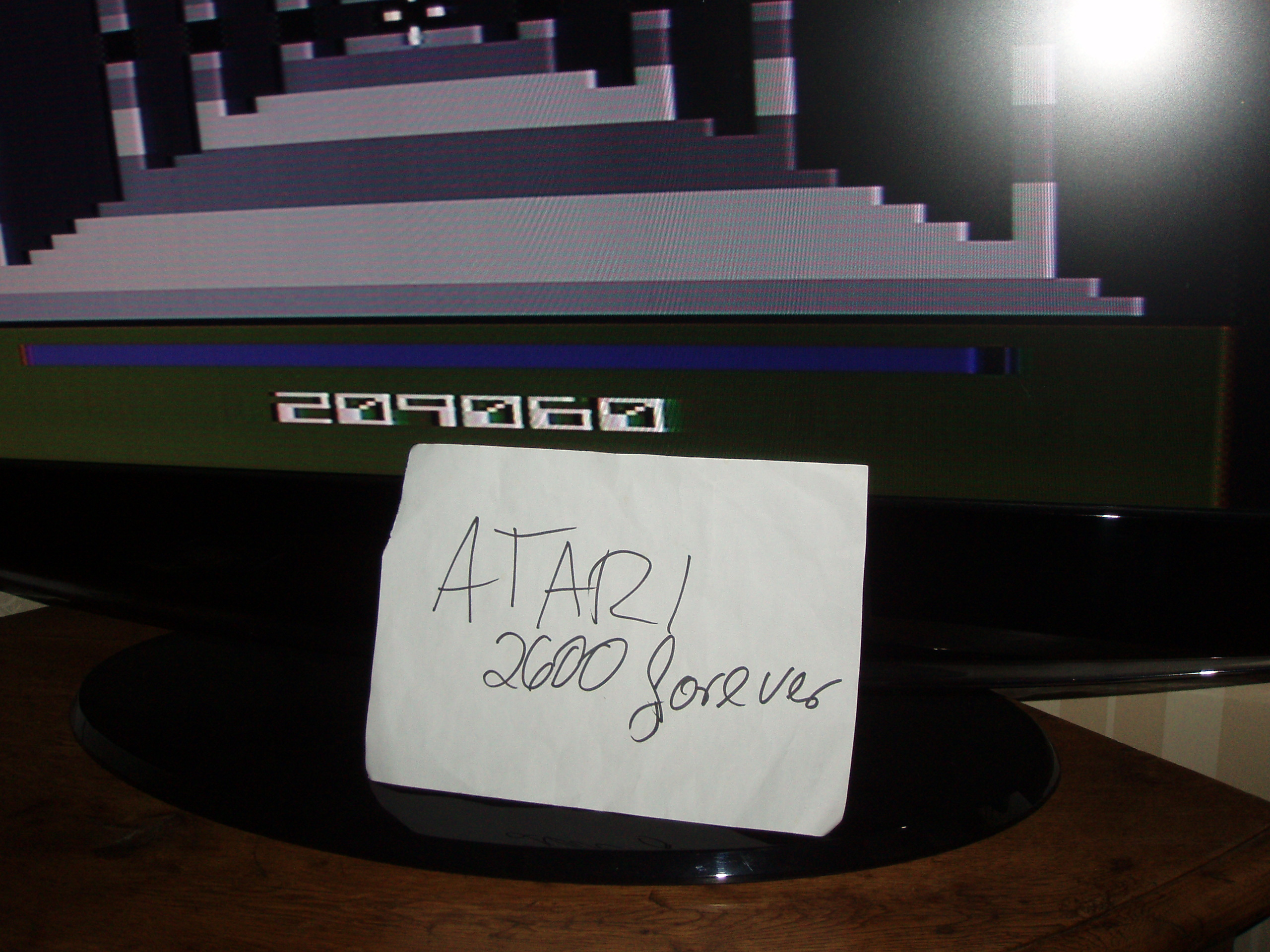 atari2600forever: Survival Run (Atari 2600 Novice/B) 209,060 points on 2018-02-09 08:23:02