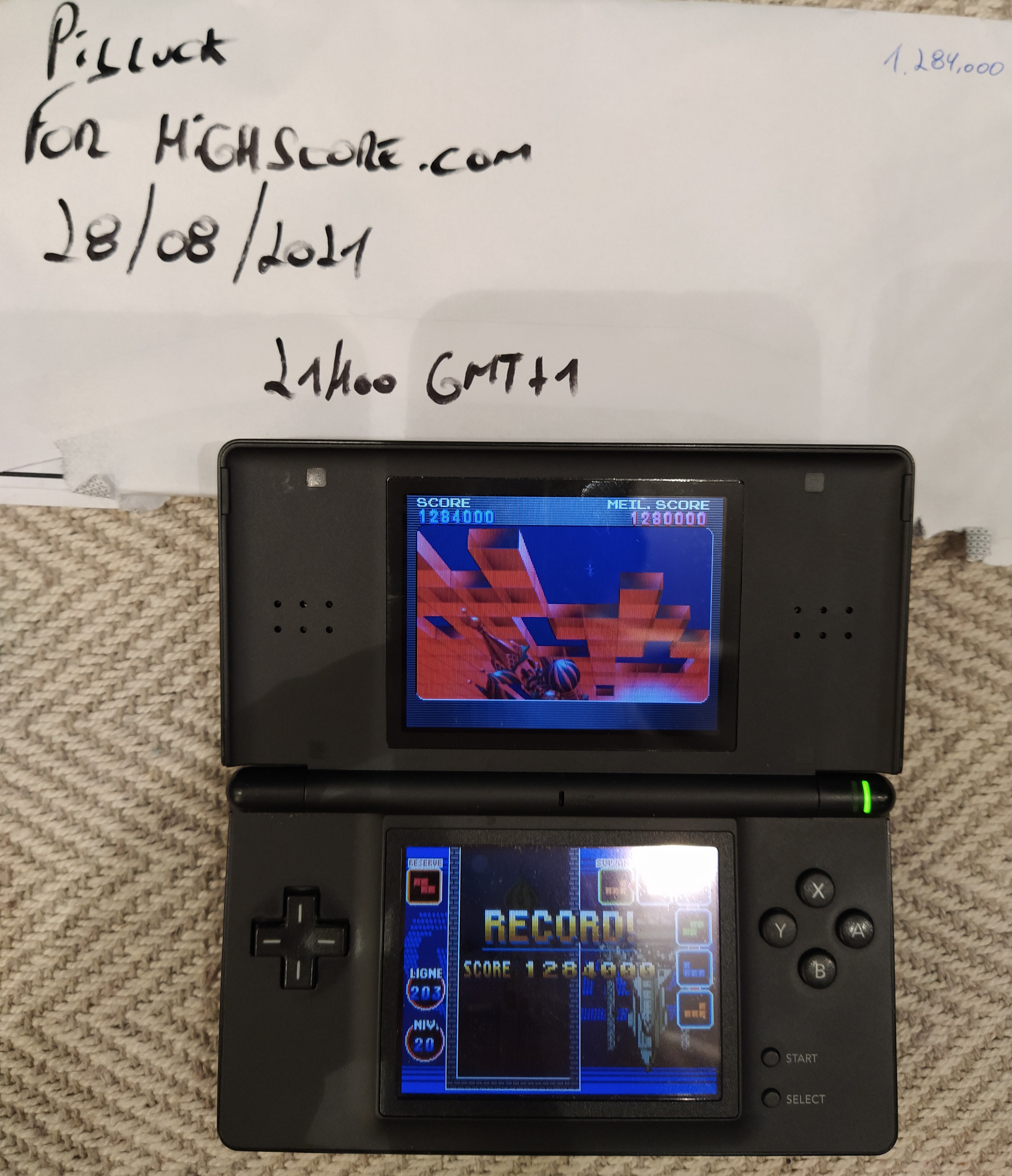 Pisluck: Tetris DS: Standard/Marathon [Points] (Nintendo DS) 1,284,000 points on 2021-08-28 13:11:56