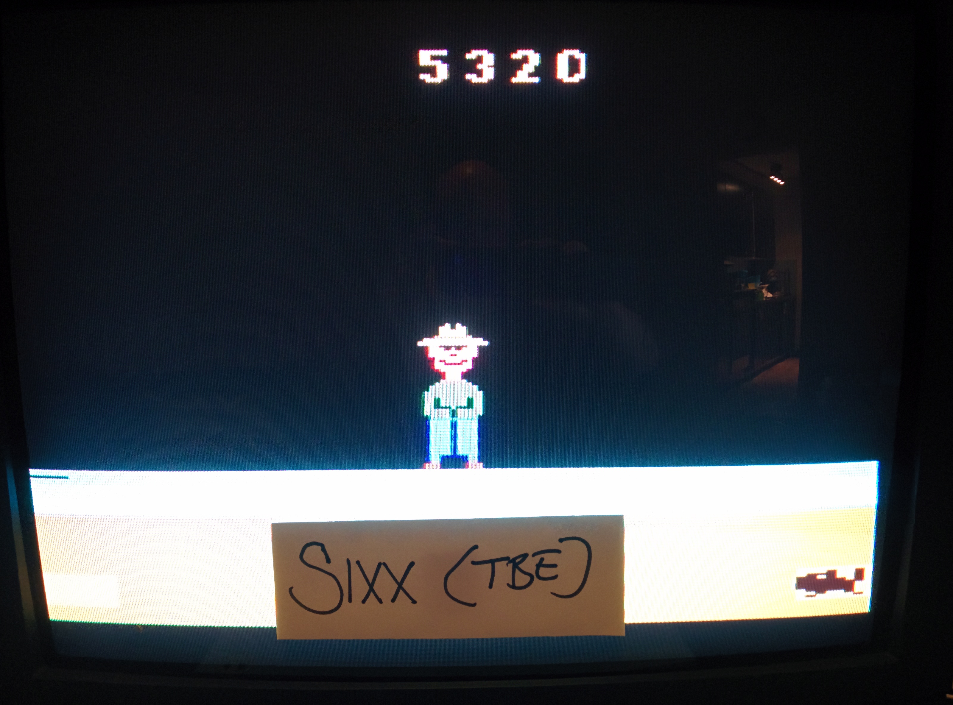 Sixx: Gopher (Atari 2600 Emulated Novice/B Mode) 5,320 points on 2014-06-24 16:59:06