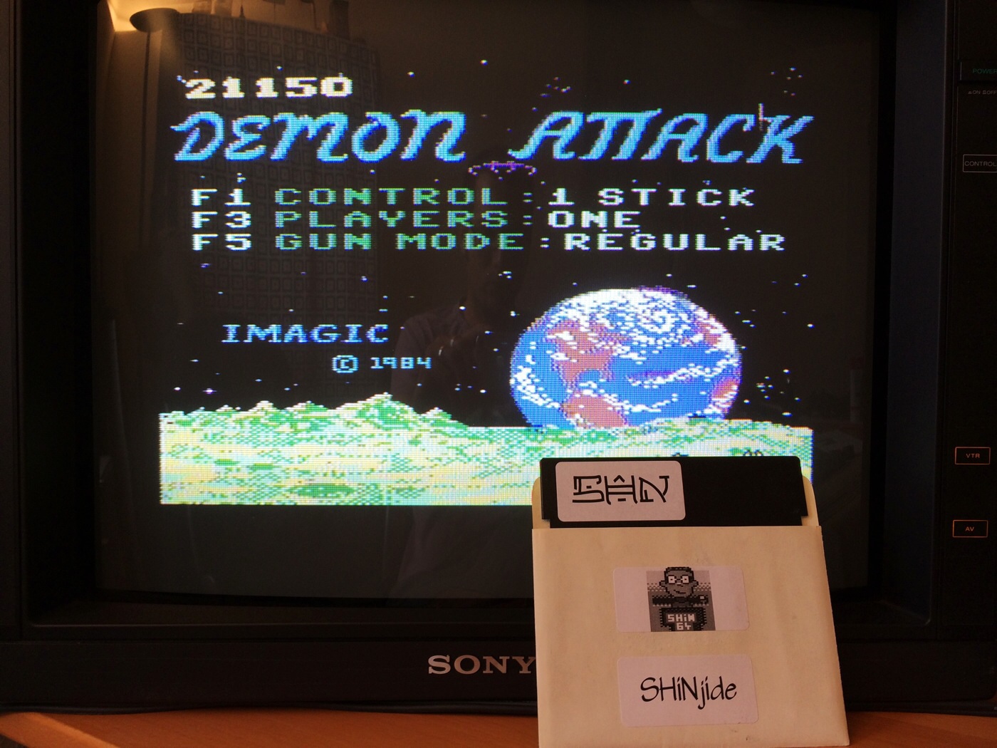 SHiNjide: Demon Attack (Commodore 64) 21,150 points on 2014-07-07 09:54:48