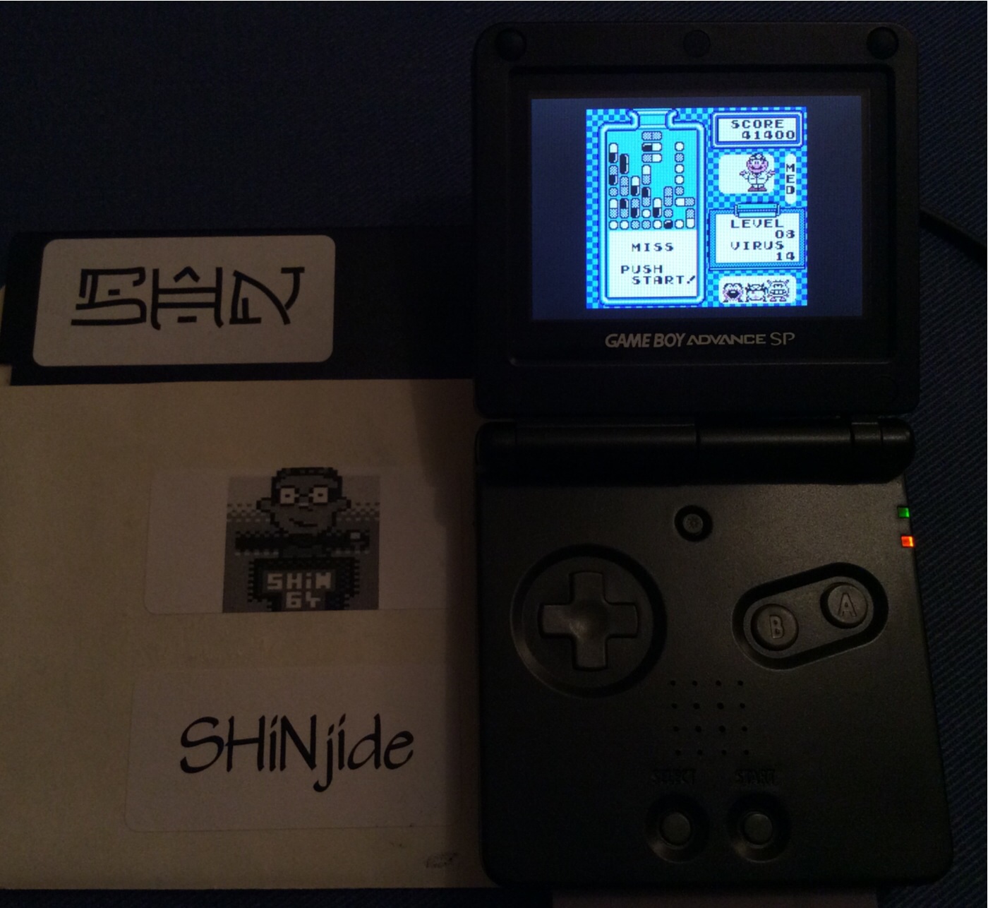 SHiNjide: Dr. Mario [Medium] (Game Boy) 41,400 points on 2014-07-22 15:15:38