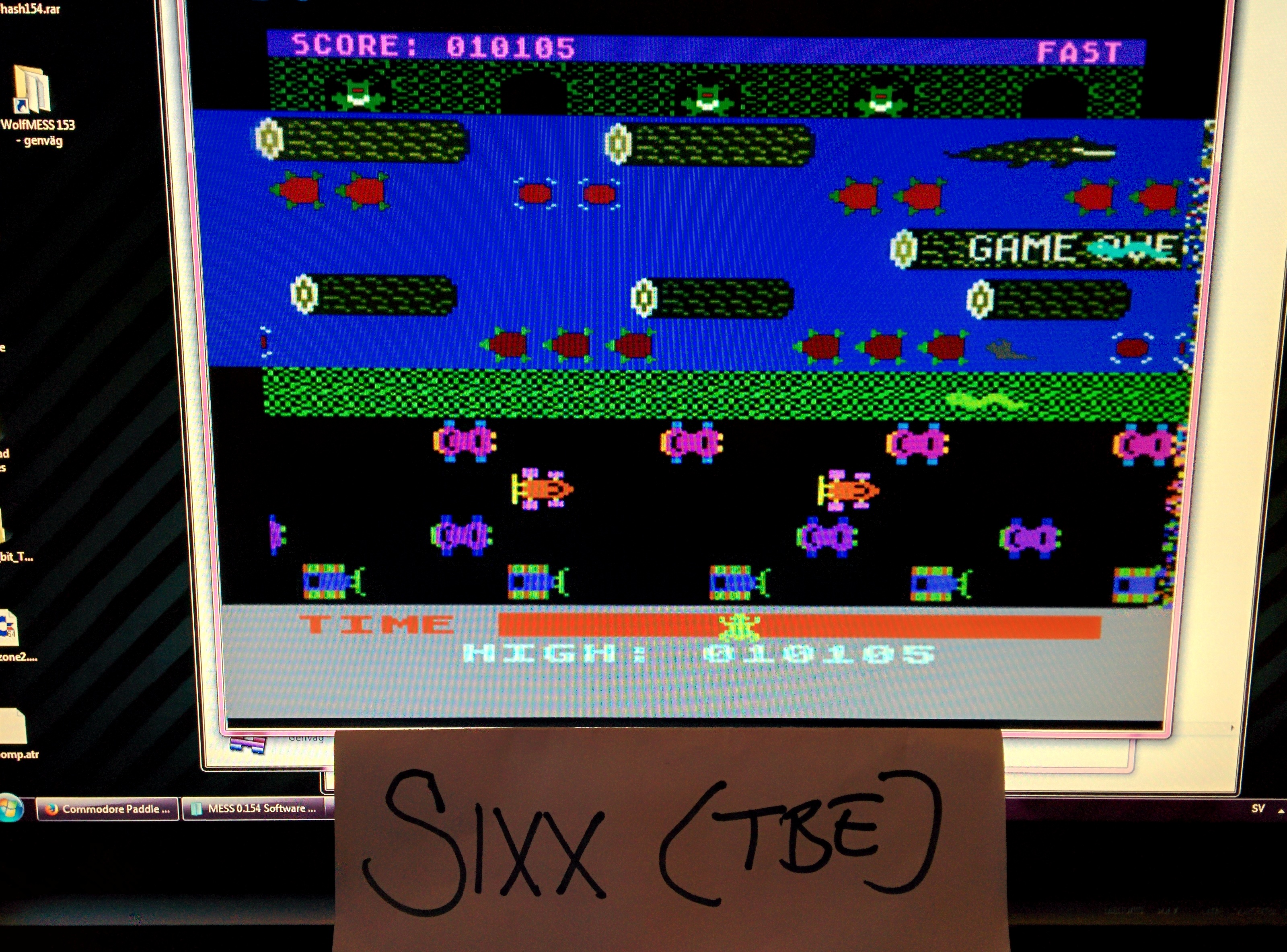 Sixx: Frogger [Parker Bros] (Atari 400/800/XL/XE Emulated) 10,105 points on 2014-08-10 13:35:38
