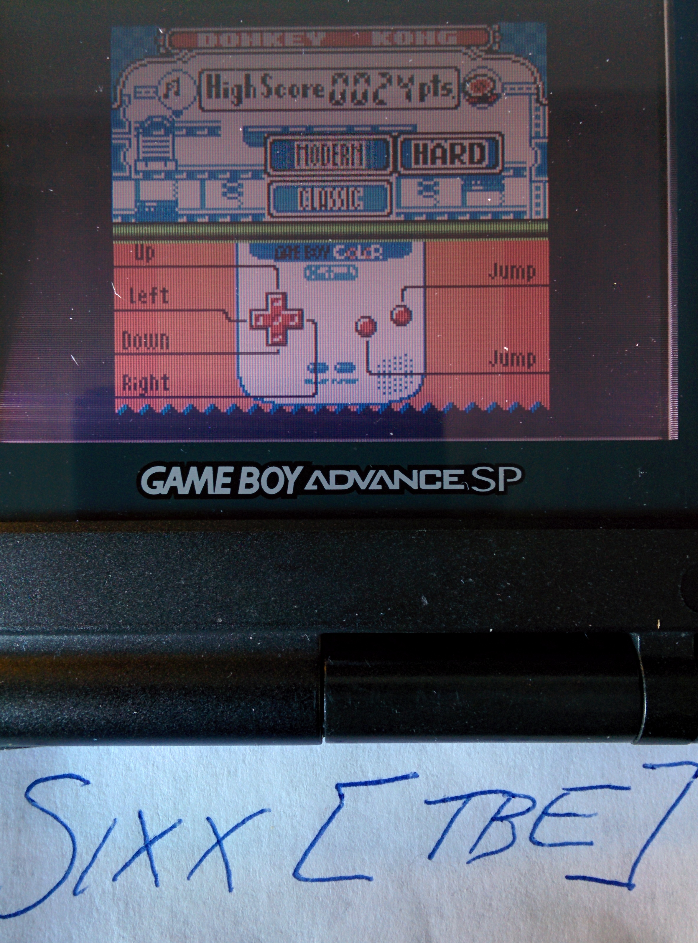 Sixx: Game & Watch Gallery 2: Donkey Kong: Modern: Hard (Game Boy Color) 24 points on 2014-08-23 01:43:39