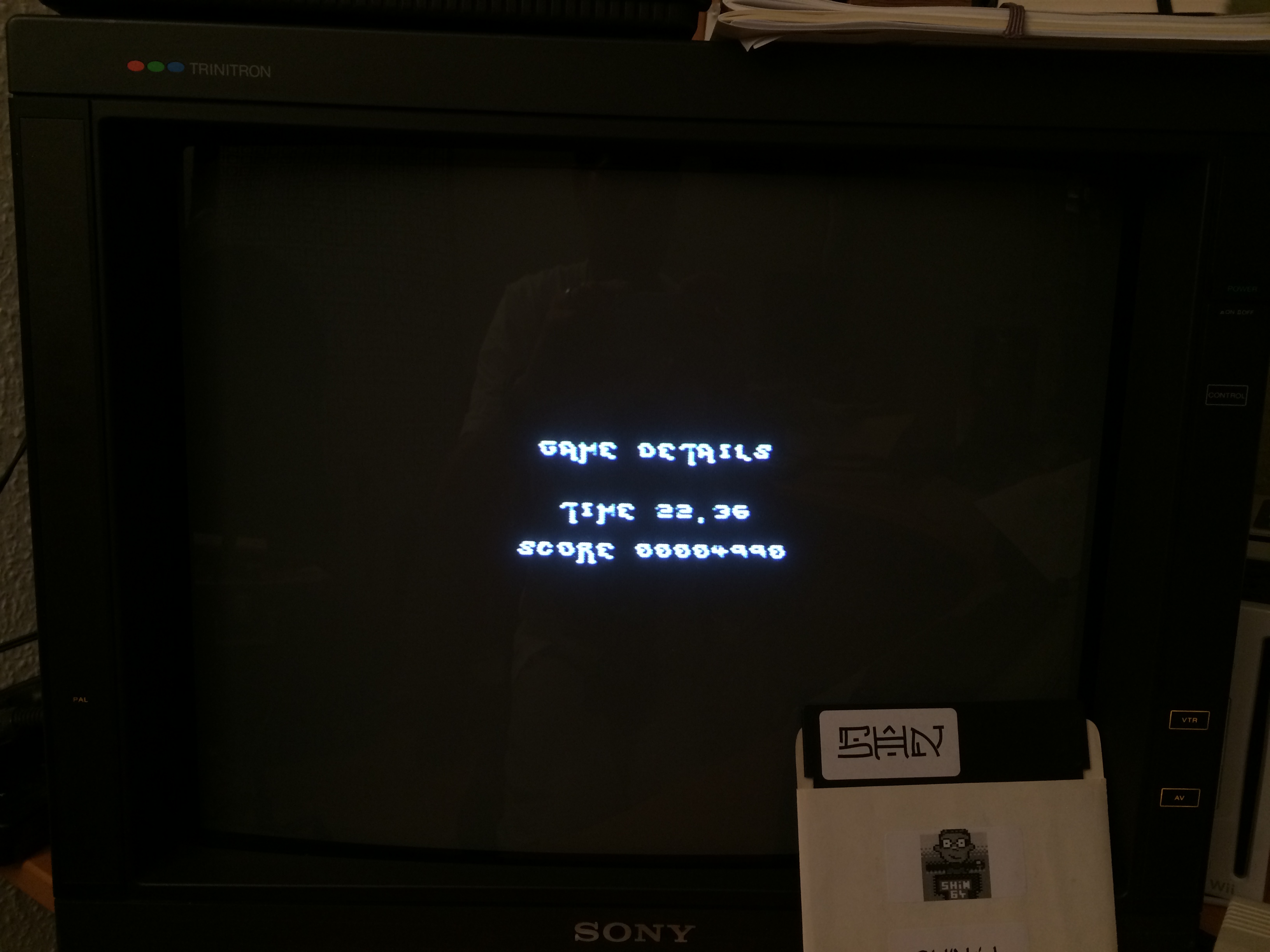SHiNjide: Darkness (Commodore 64) 4,990 points on 2014-10-12 12:29:39