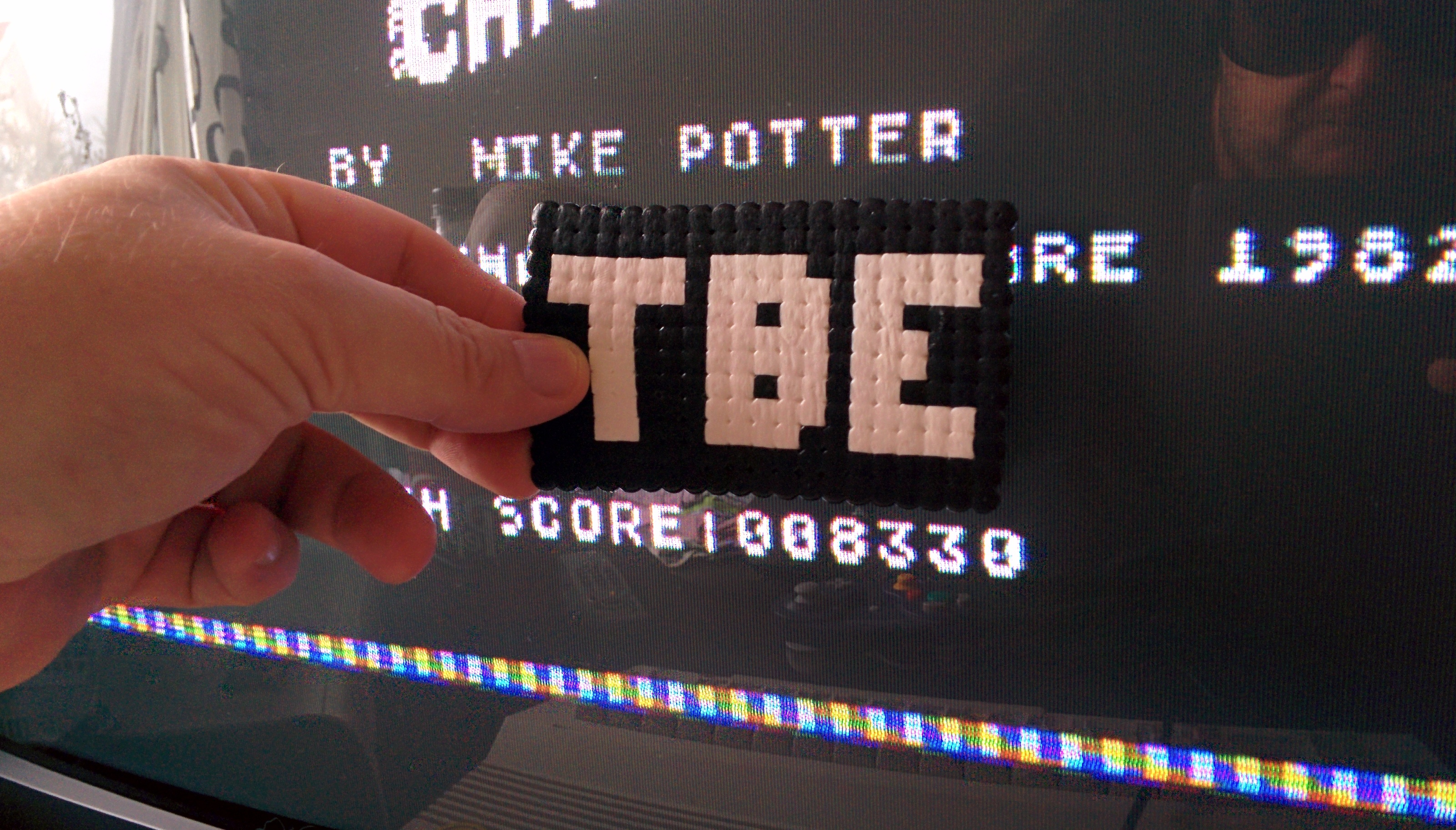 Sixx: Chicken (Atari 400/800/XL/XE Emulated) 8,330 points on 2014-10-22 06:42:13