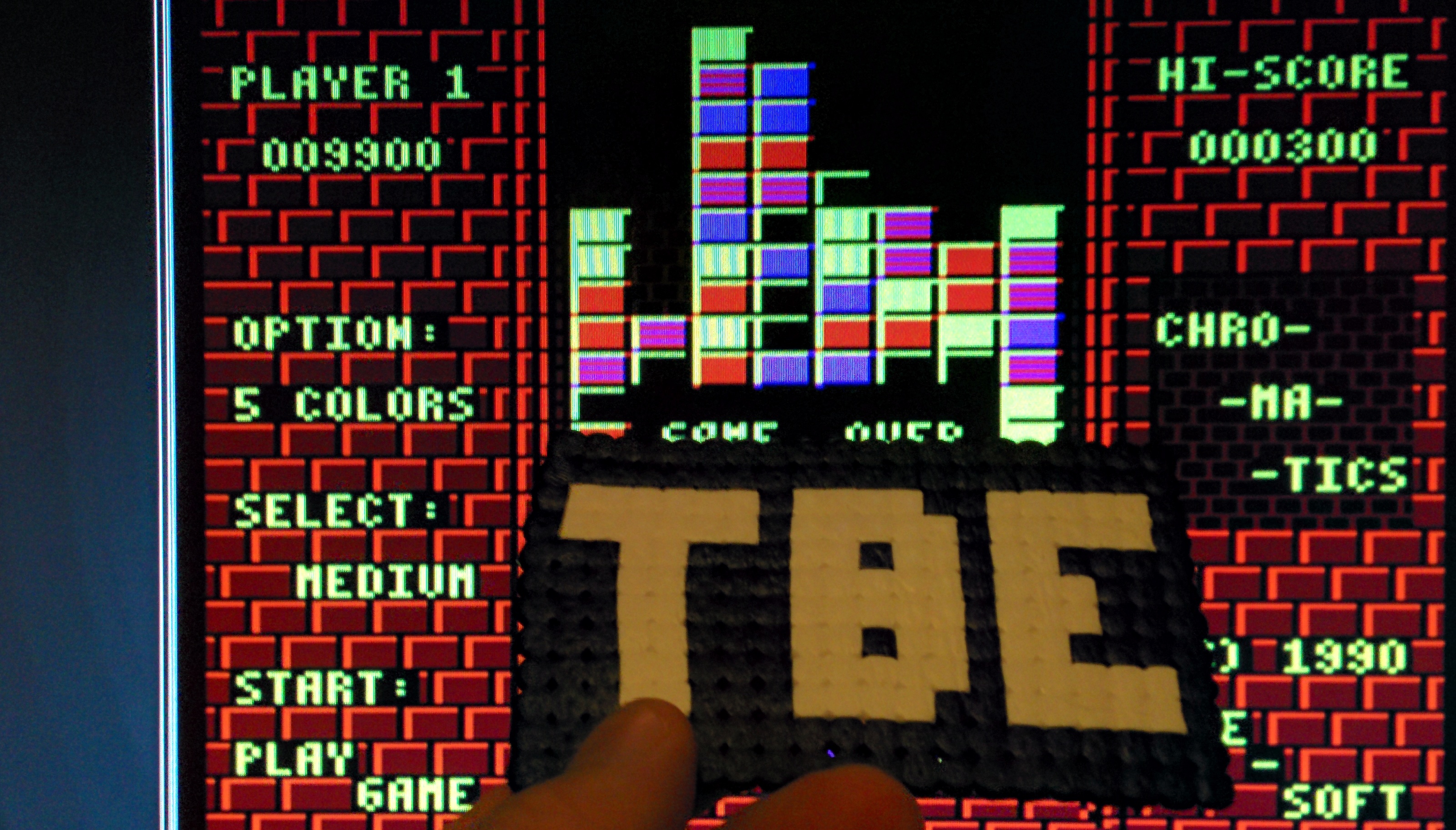 Sixx: Chro-Ma-Tics: 5 Colors: Medium (Atari 400/800/XL/XE Emulated) 9,900 points on 2014-10-30 11:46:14