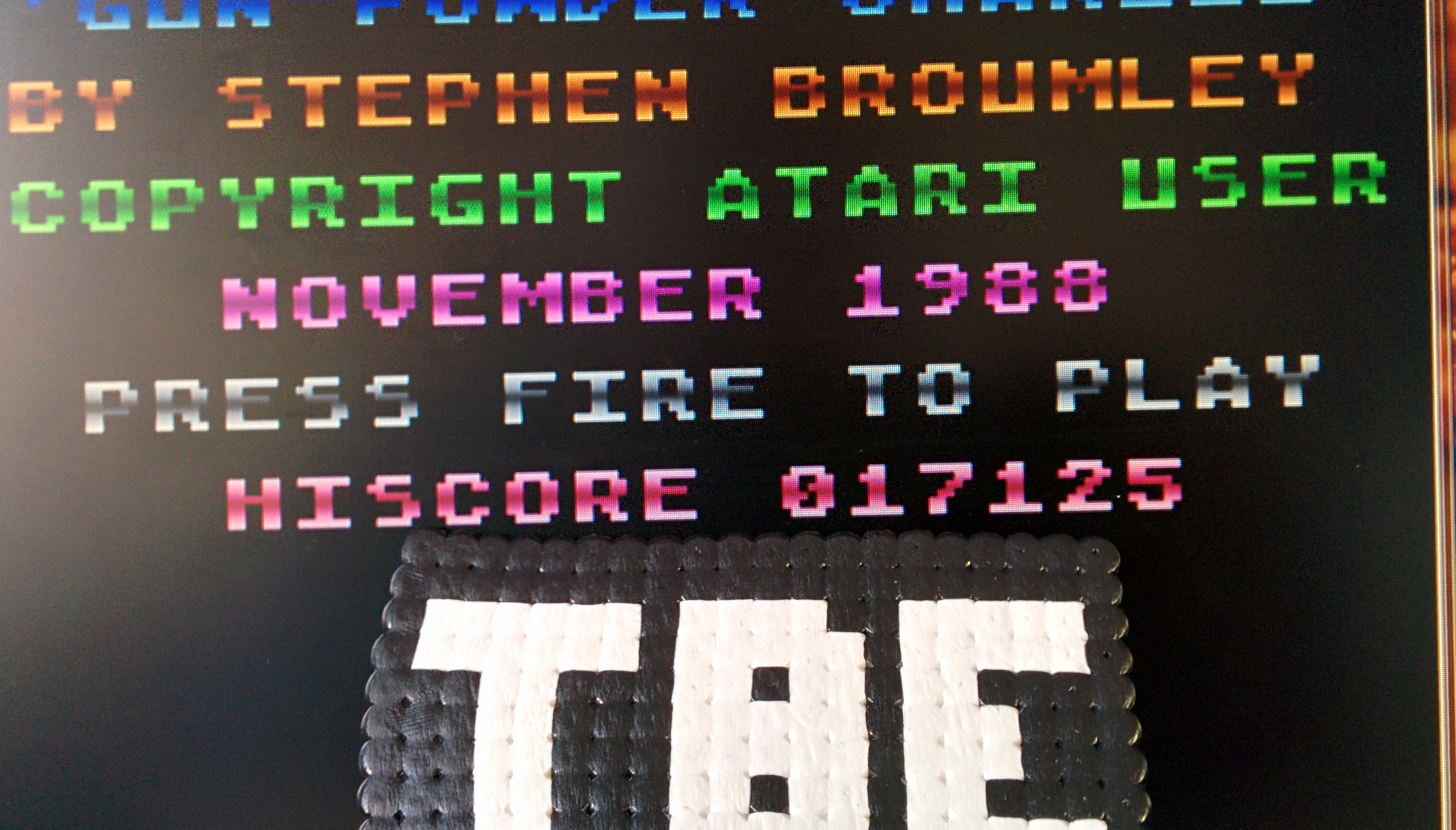 Sixx: Gun-Powder-Charlie (Atari 400/800/XL/XE Emulated) 17,125 points on 2014-11-02 06:26:26