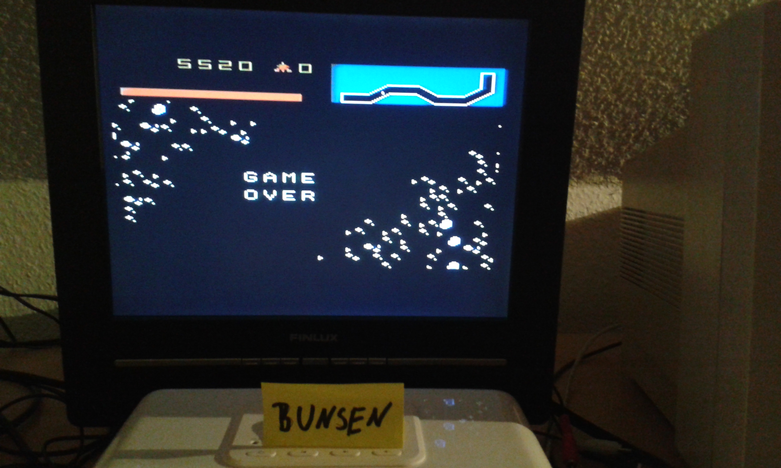 Bunsen: Vanguard (Atari 400/800/XL/XE) 5,520 points on 2014-12-07 13:08:40