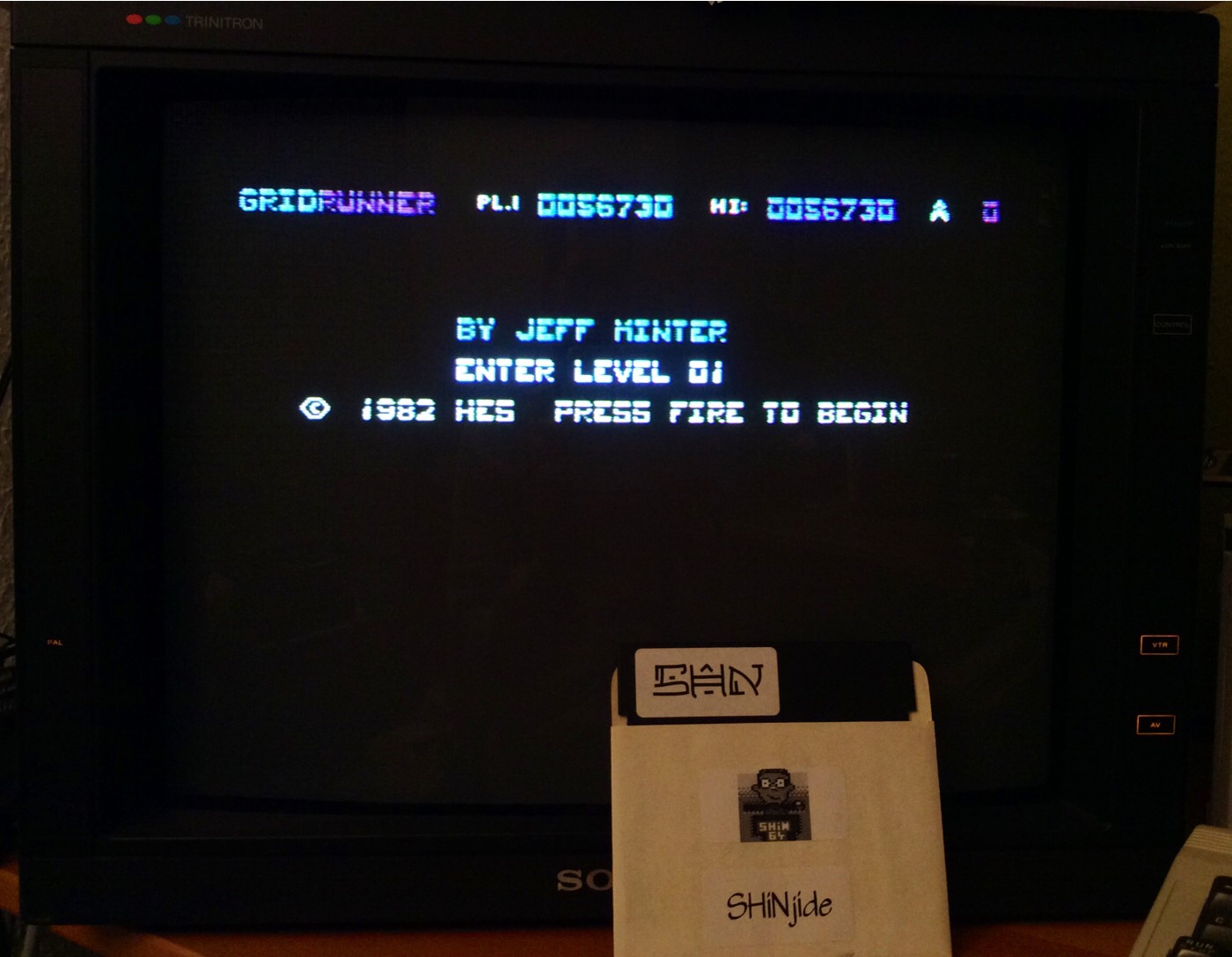 SHiNjide: Gridrunner (Commodore 64) 56,730 points on 2014-12-15 11:41:44