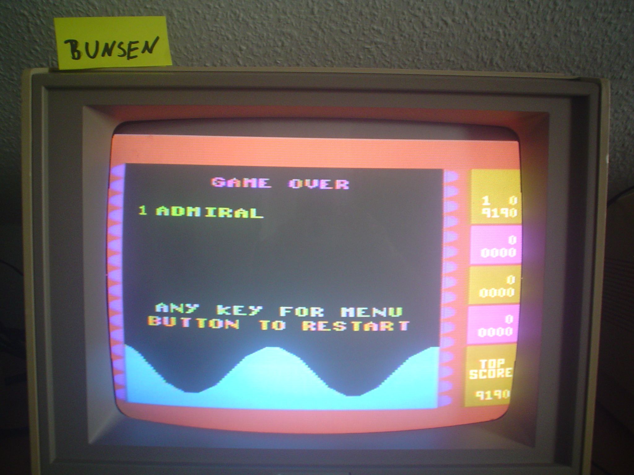 Bunsen: Wavy Navy (Atari 400/800/XL/XE) 9,190 points on 2014-12-27 03:20:10