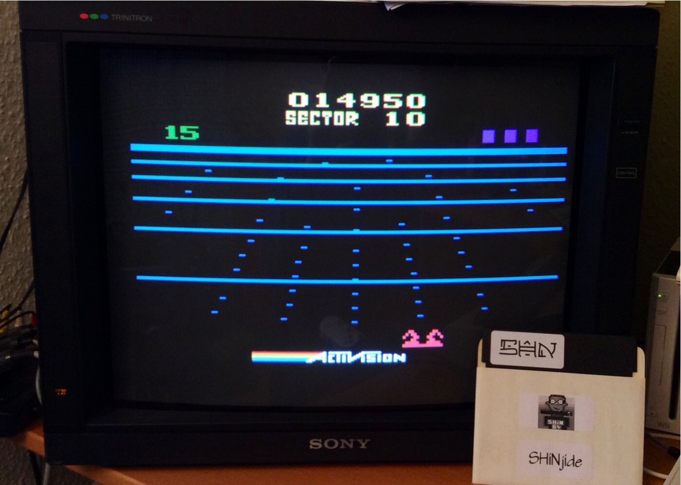 SHiNjide: Beamrider	 (Atari 2600 Emulated Novice/B Mode) 14,950 points on 2014-12-27 05:45:19