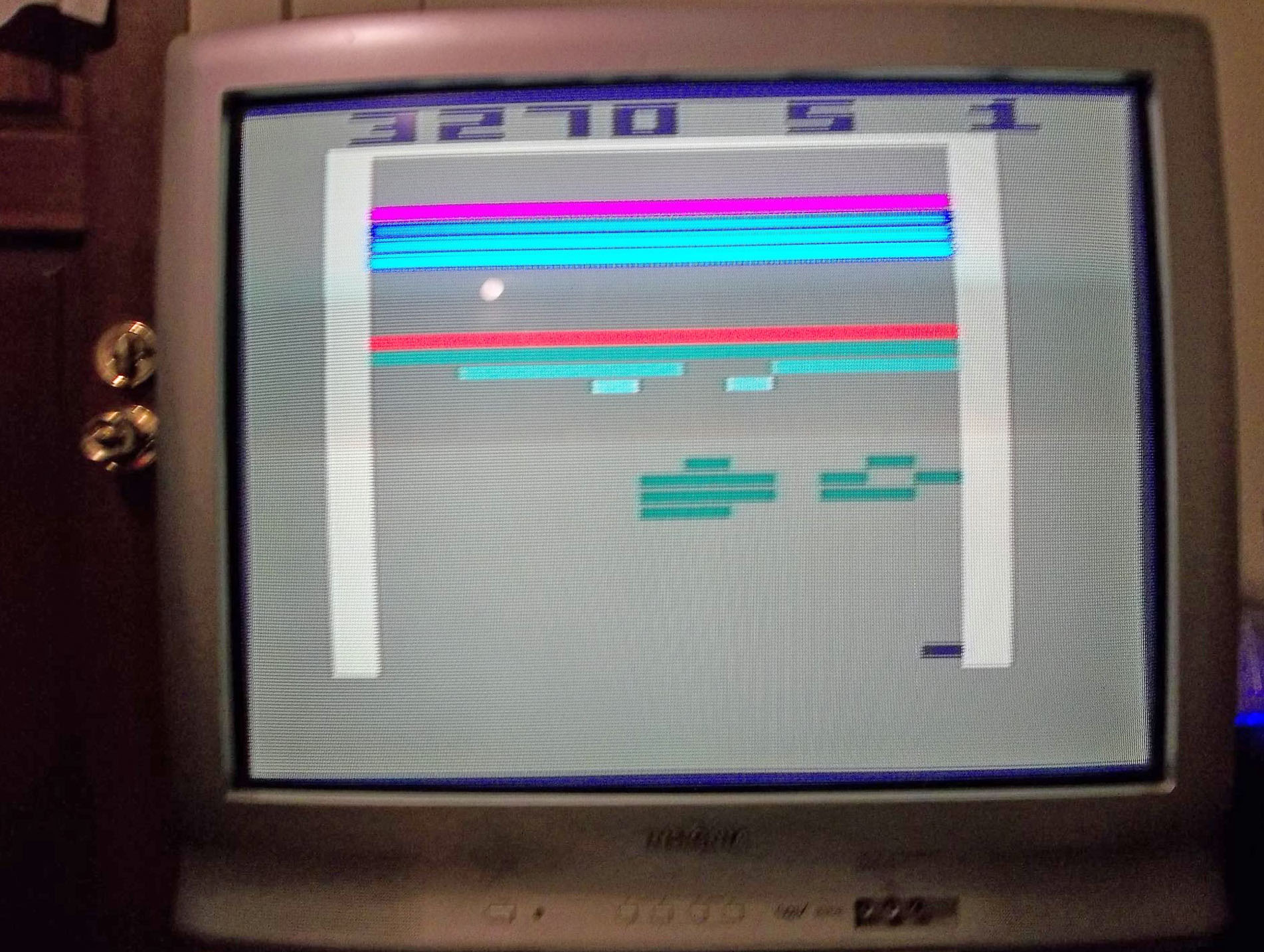MacGuffin: Super Breakout: Game 7 (Atari 2600 Novice/B) 3,270 points on 2015-02-08 01:33:59