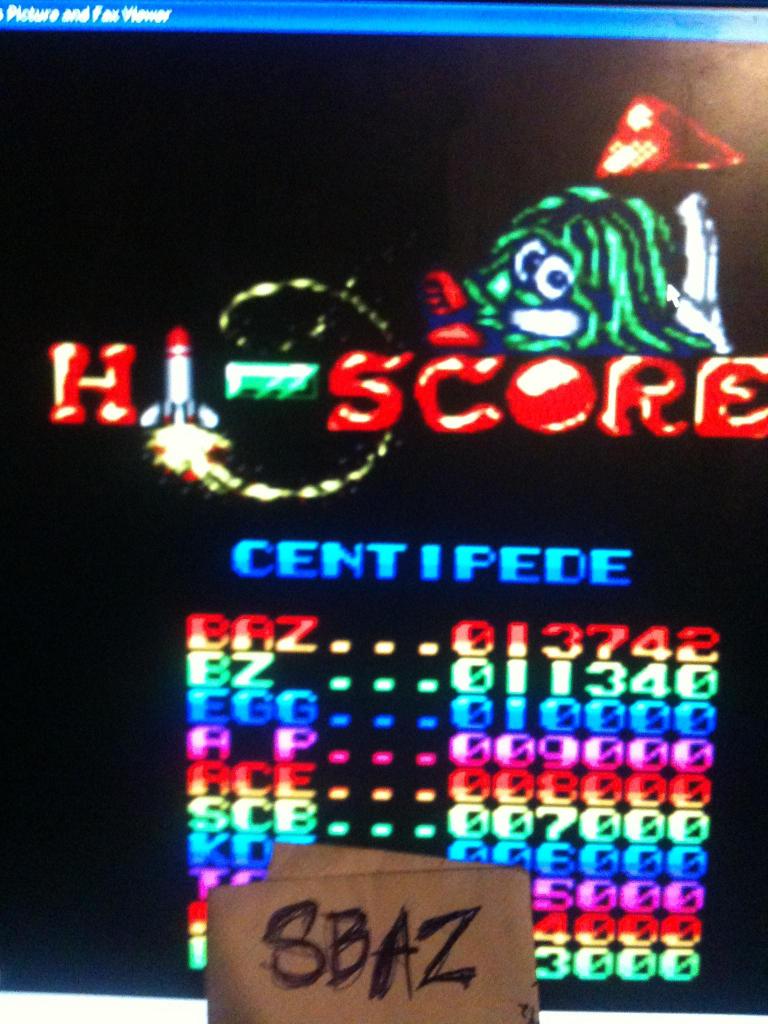 Arcade Smash Hits: Centipede 13,742 points