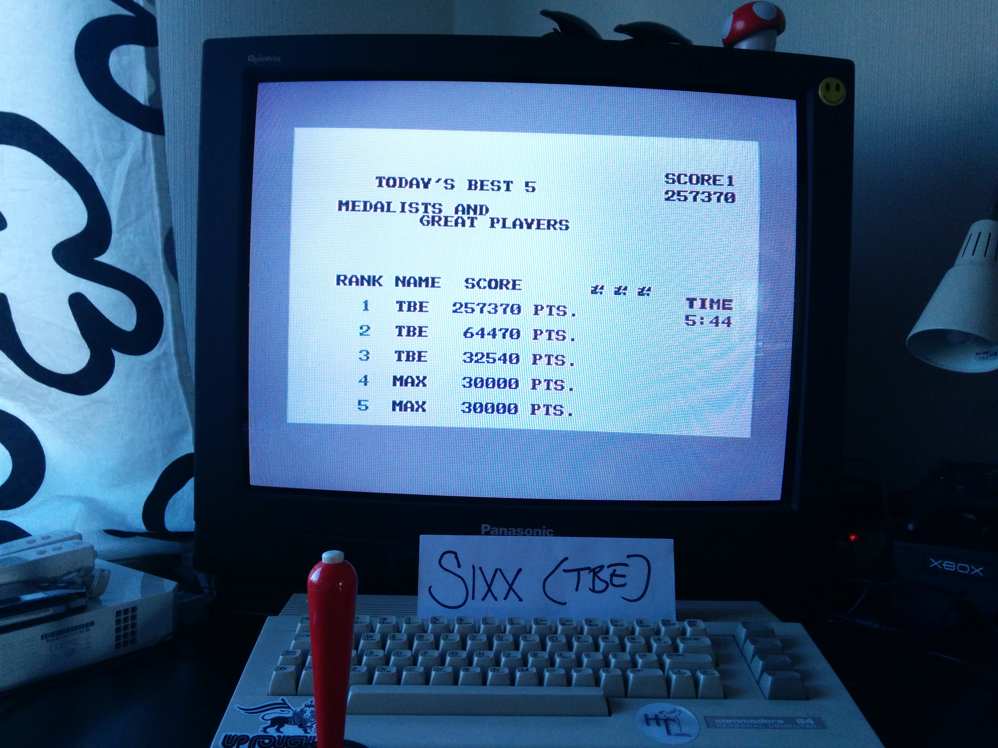 Sixx: Commodore Skier (Commodore 64) 257,370 points on 2014-04-04 10:24:41