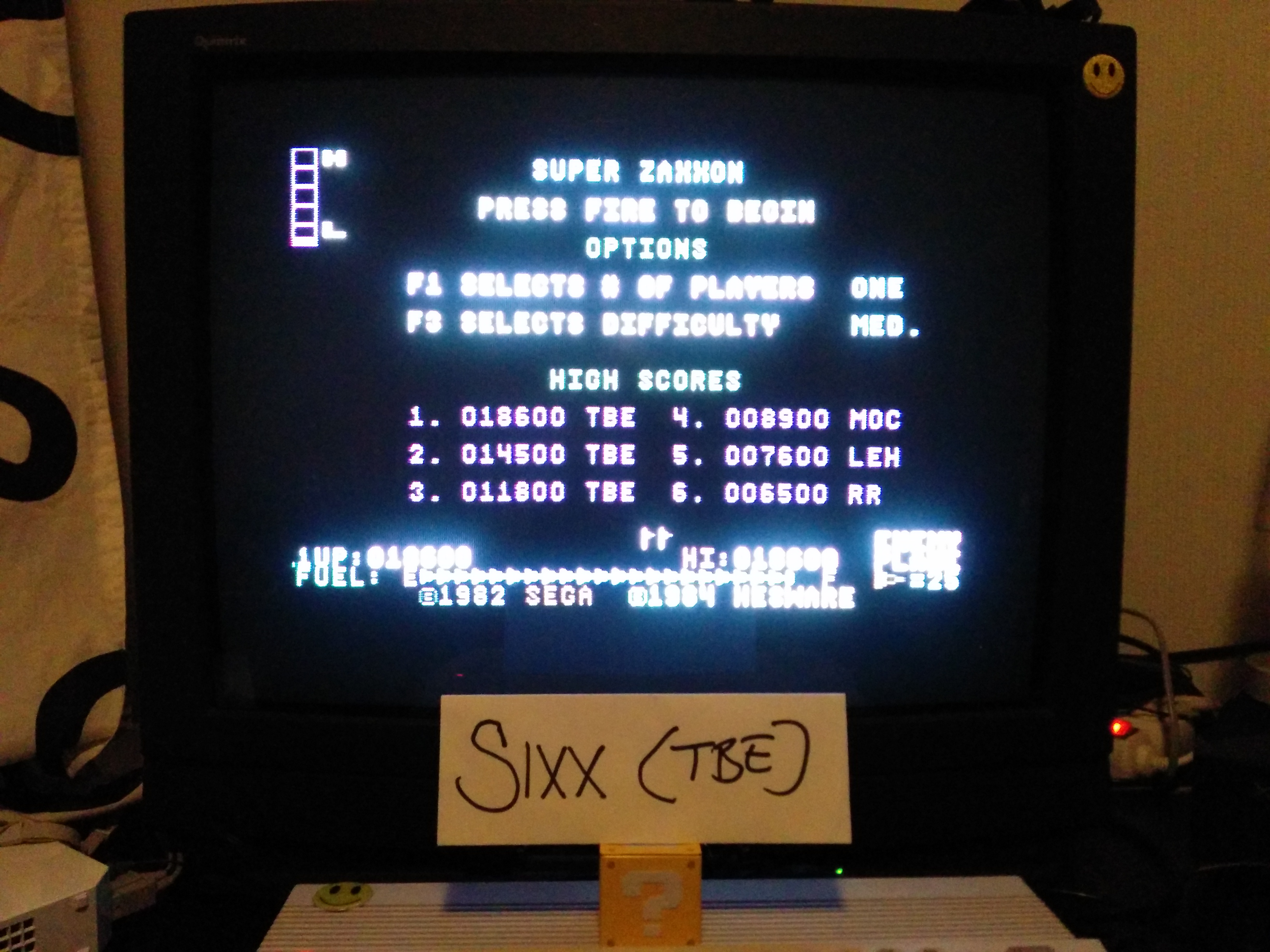 Sixx: Super Zaxxon: HesWare (Commodore 64) 18,600 points on 2014-04-15 16:16:31