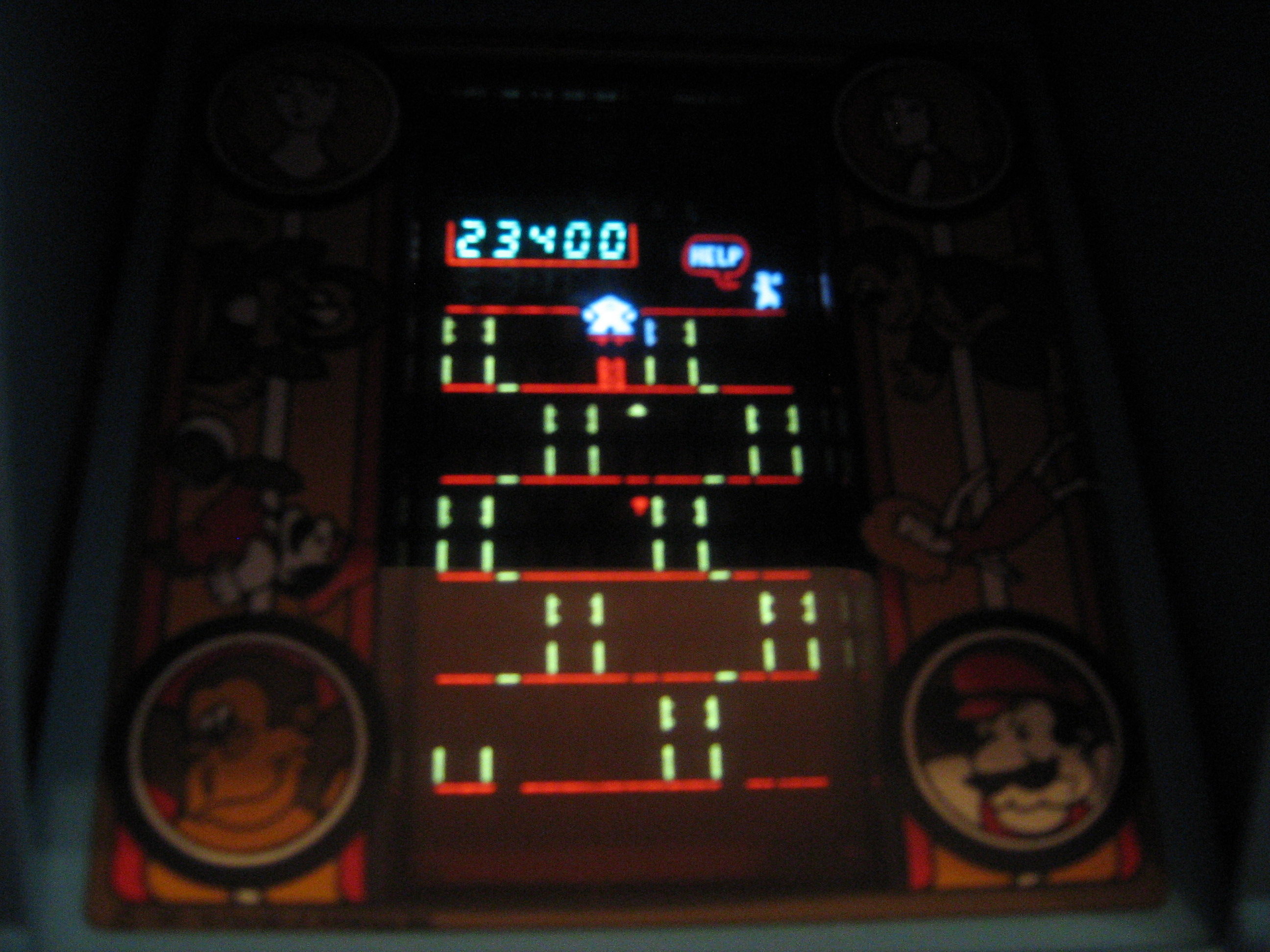 arenafoot: Coleco Donkey Kong (Dedicated Handheld) 23,400 points on 2014-04-19 10:54:14