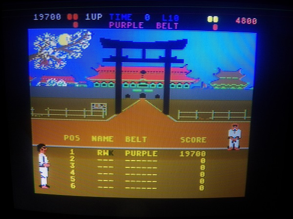 cncfreak: International Karate (Commodore 64) 19,700 points on 2013-09-25 23:47:21