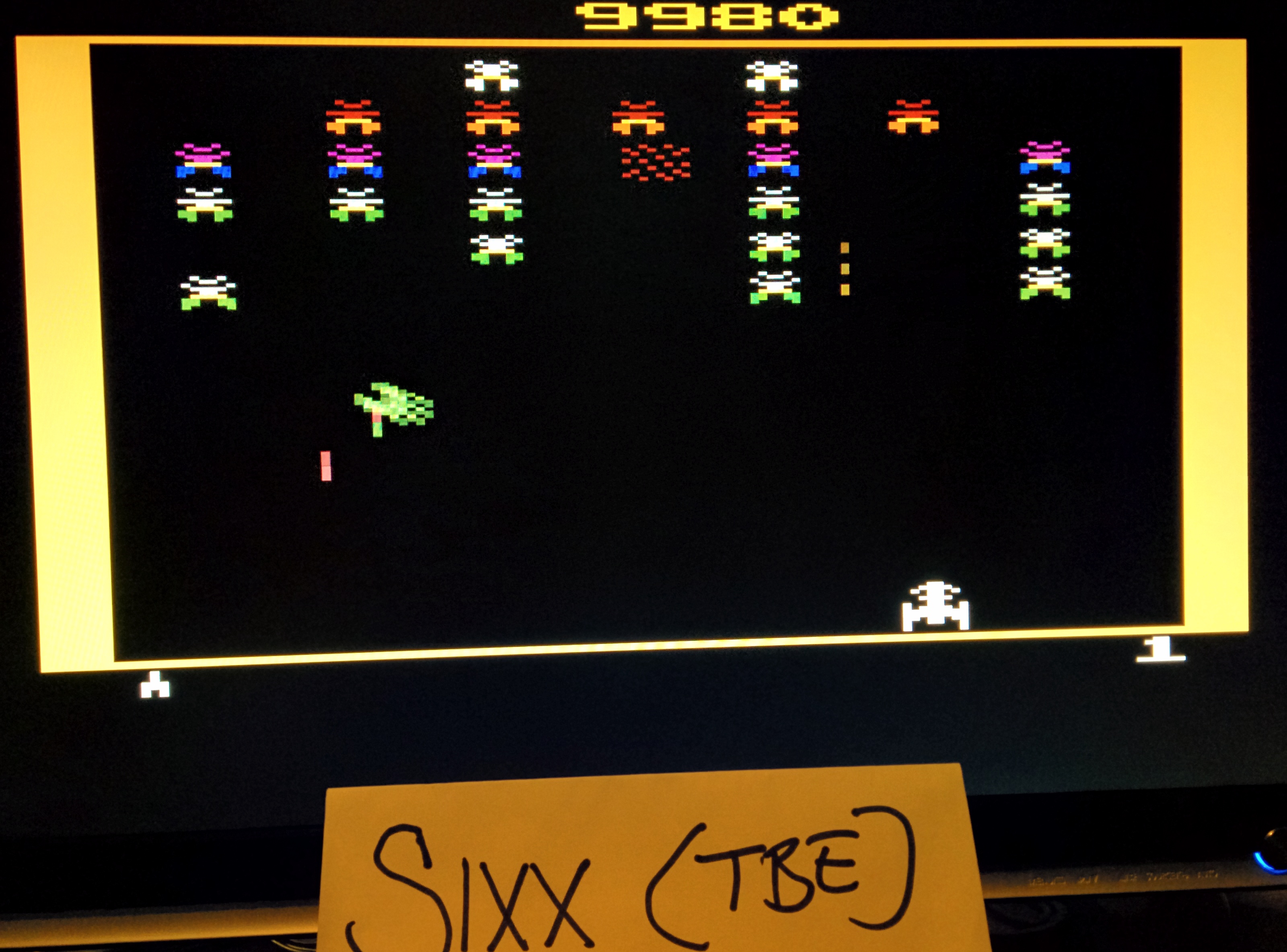 Sixx: Galaxian (Atari 2600 Emulated Expert/A Mode) 9,980 points on 2014-05-06 16:49:24